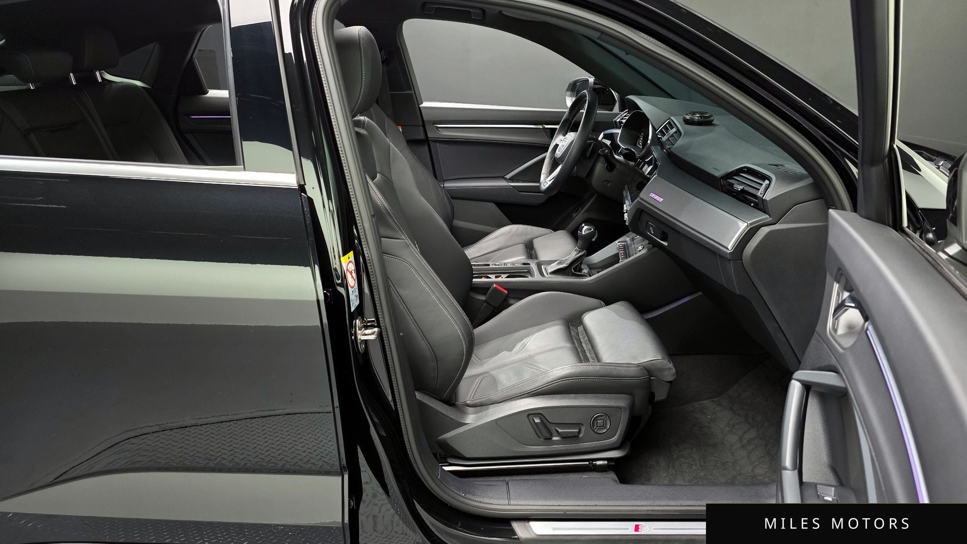Audi Q3 (F3) 2023 — миниатюра 10