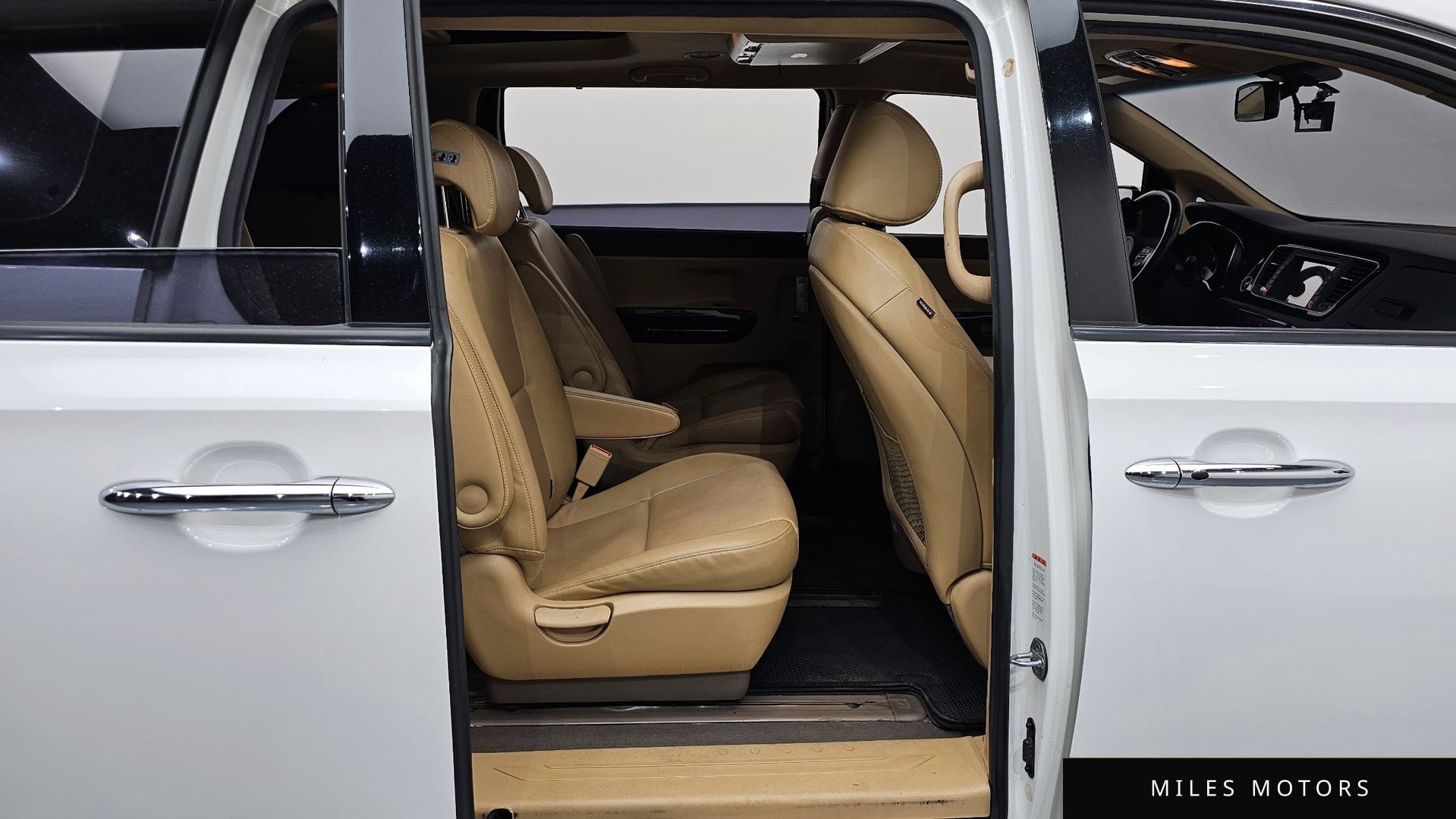 Kia Canival 2015 — миниатюра 12