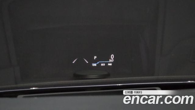Лексус ES300h 2023 — миниатюра 21