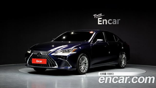 Лексус ES300h 2023 — миниатюра 26