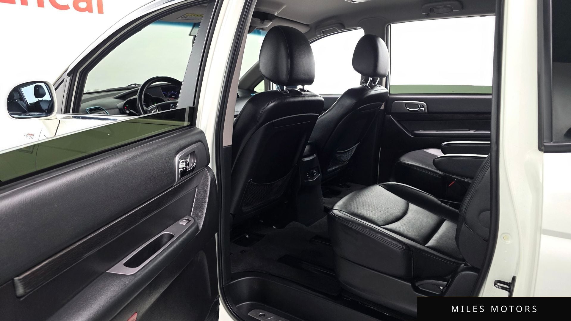 KG Mobility KORANDO 2017 — миниатюра 12