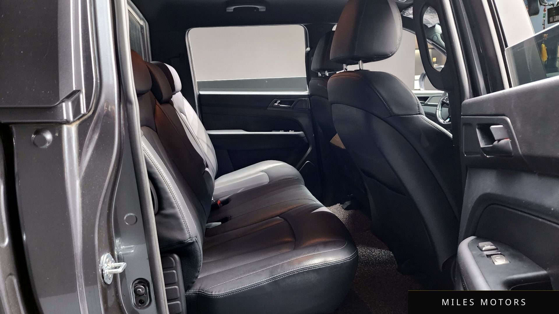 KG Mobility Rexton 2022 — миниатюра 12