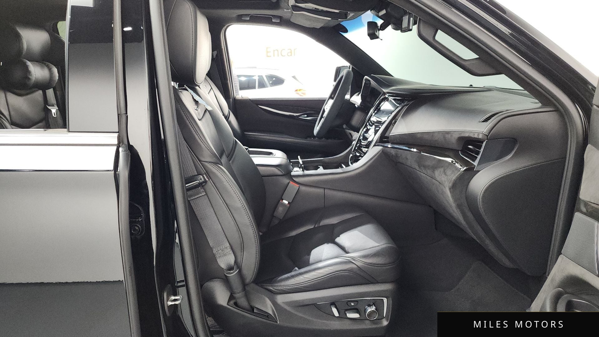 Cadillac 에스컬레이드 2018 — миниатюра 11