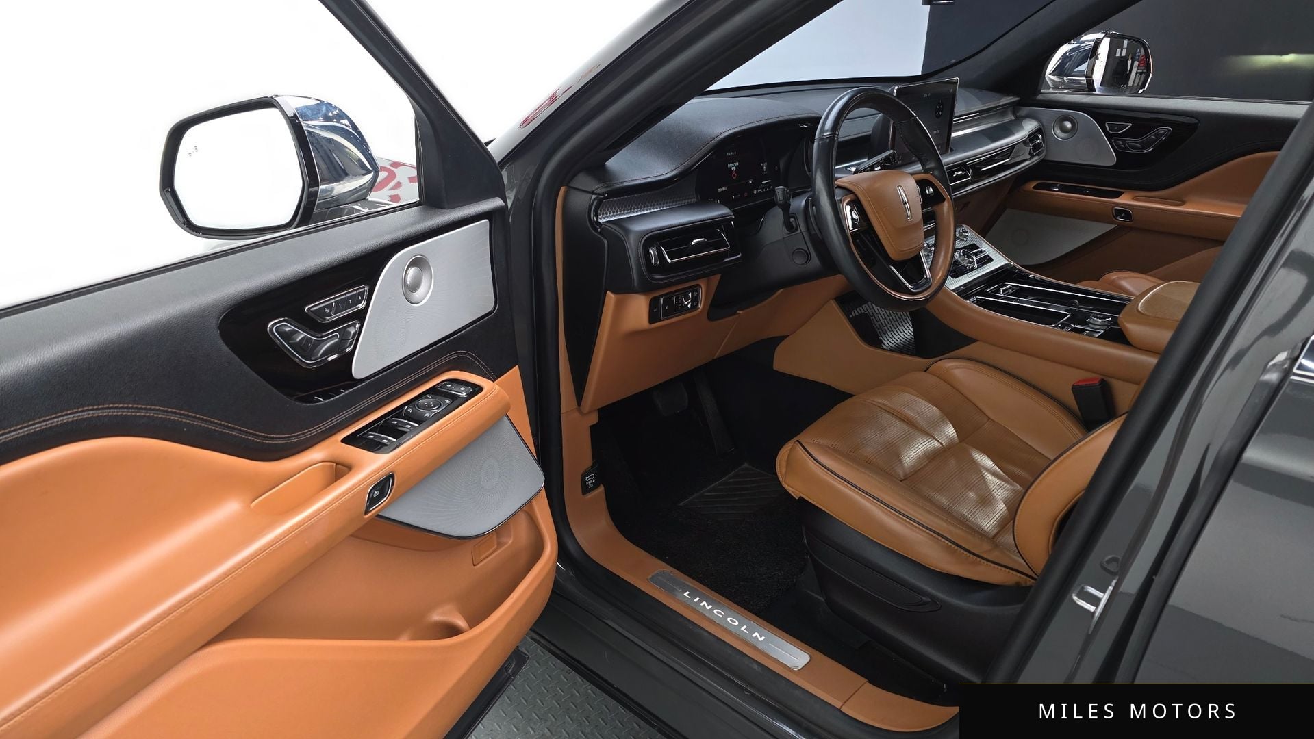 Lincoln Aviator 2021 — миниатюра 10