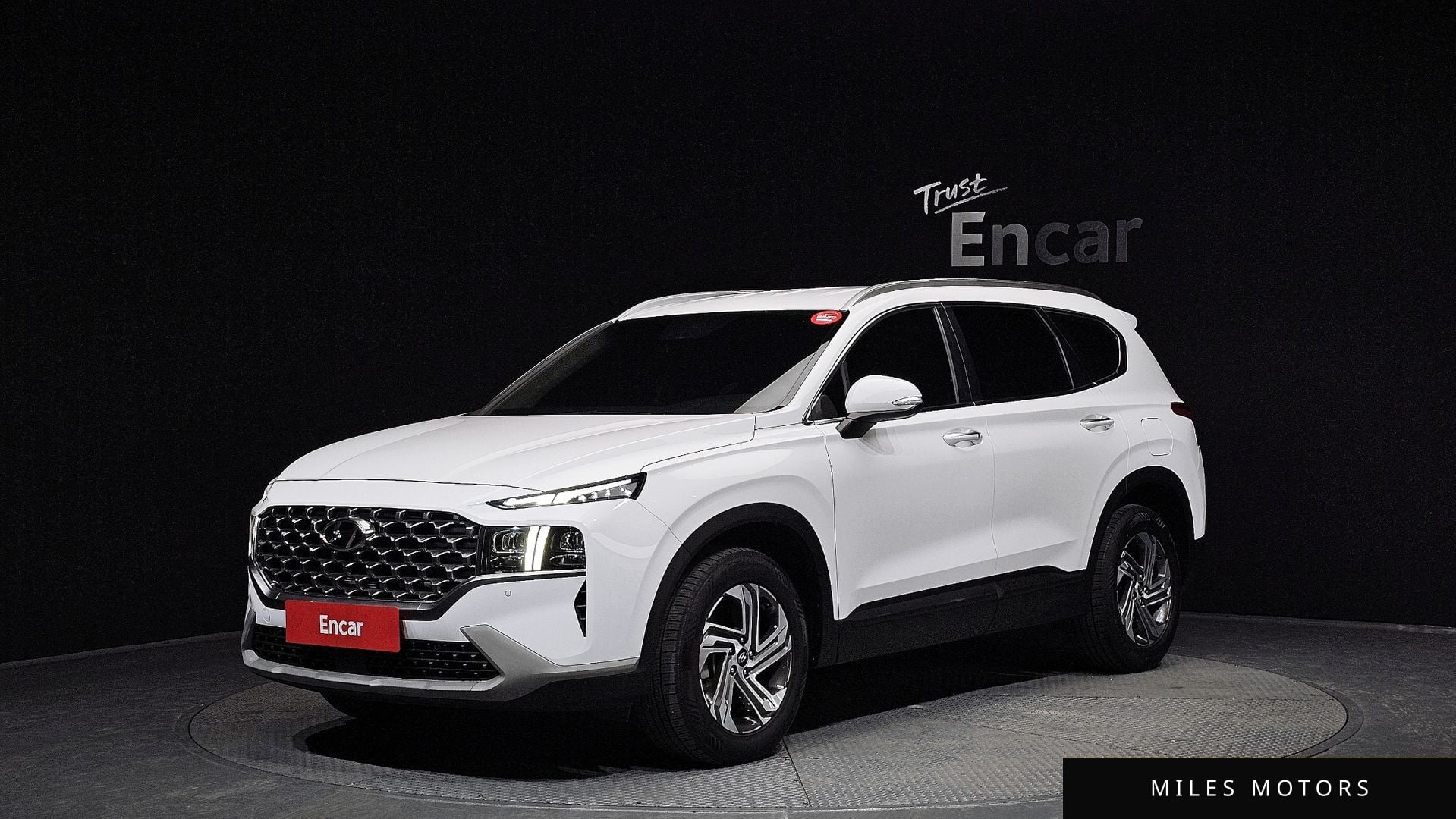 Hyundai Santafe 2021 — фото 1 из 12