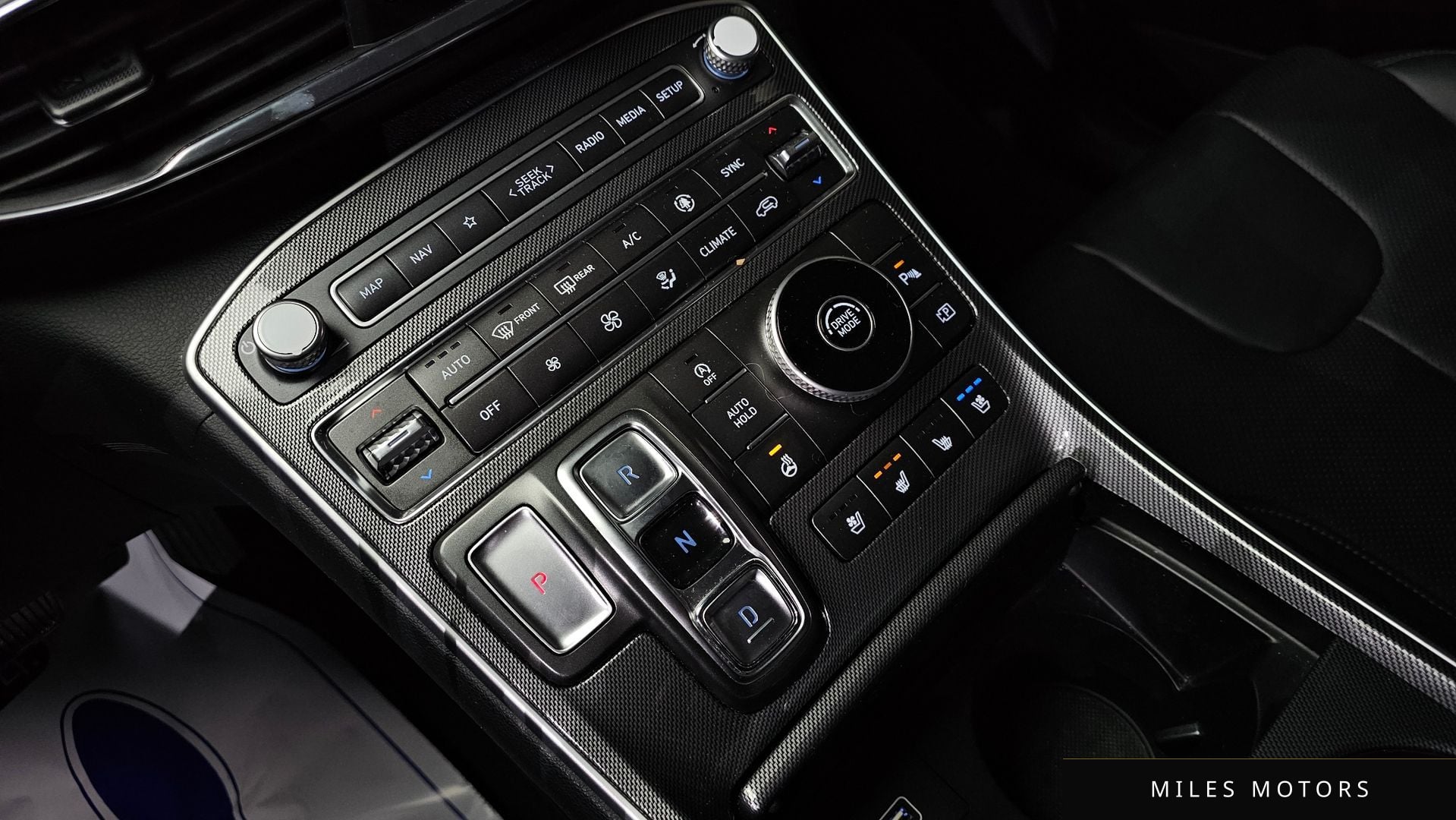 Hyundai Santafe 2021 — миниатюра 9