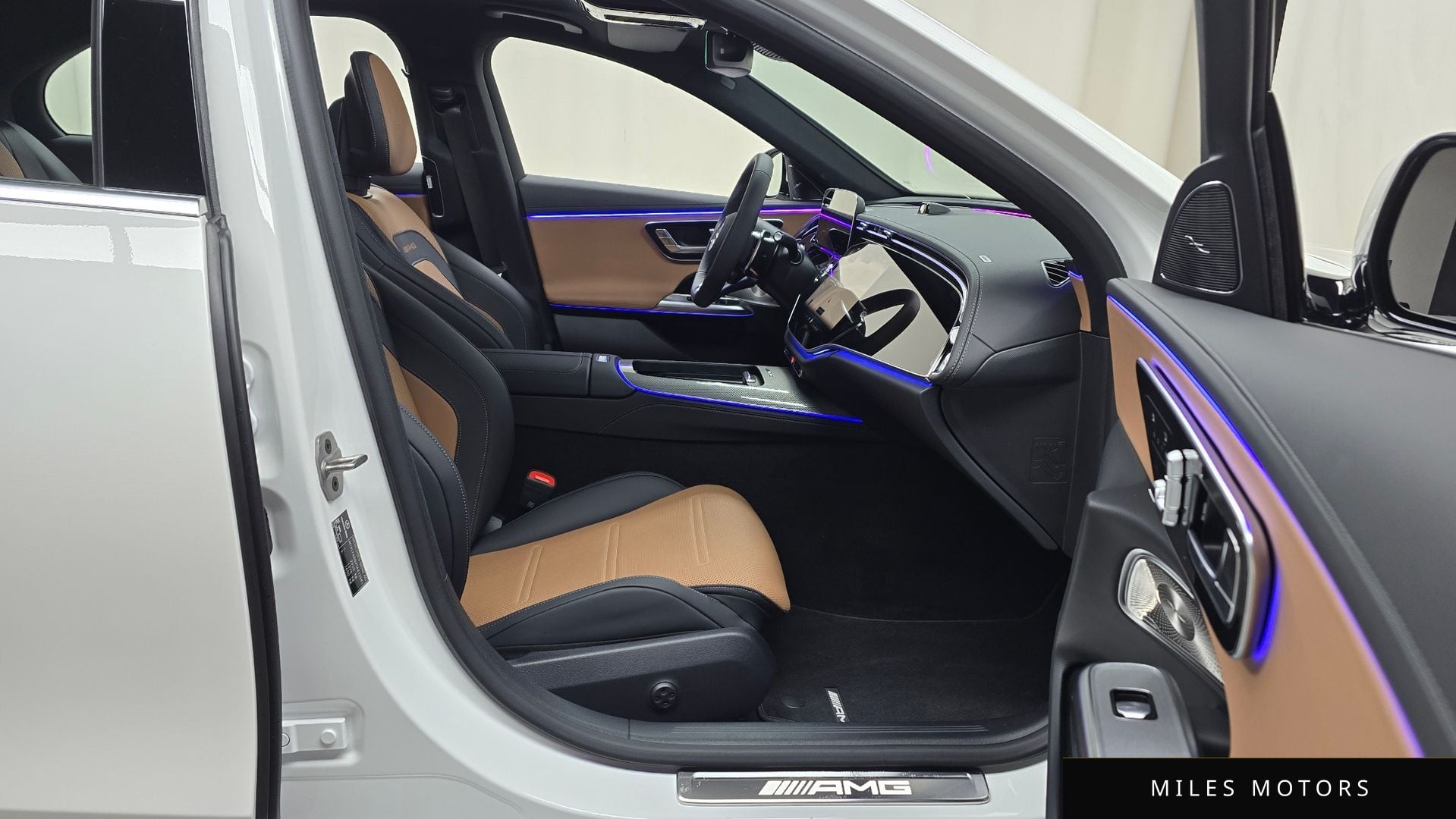 Mercedes-Benz E-Class W214 2026 — миниатюра 11