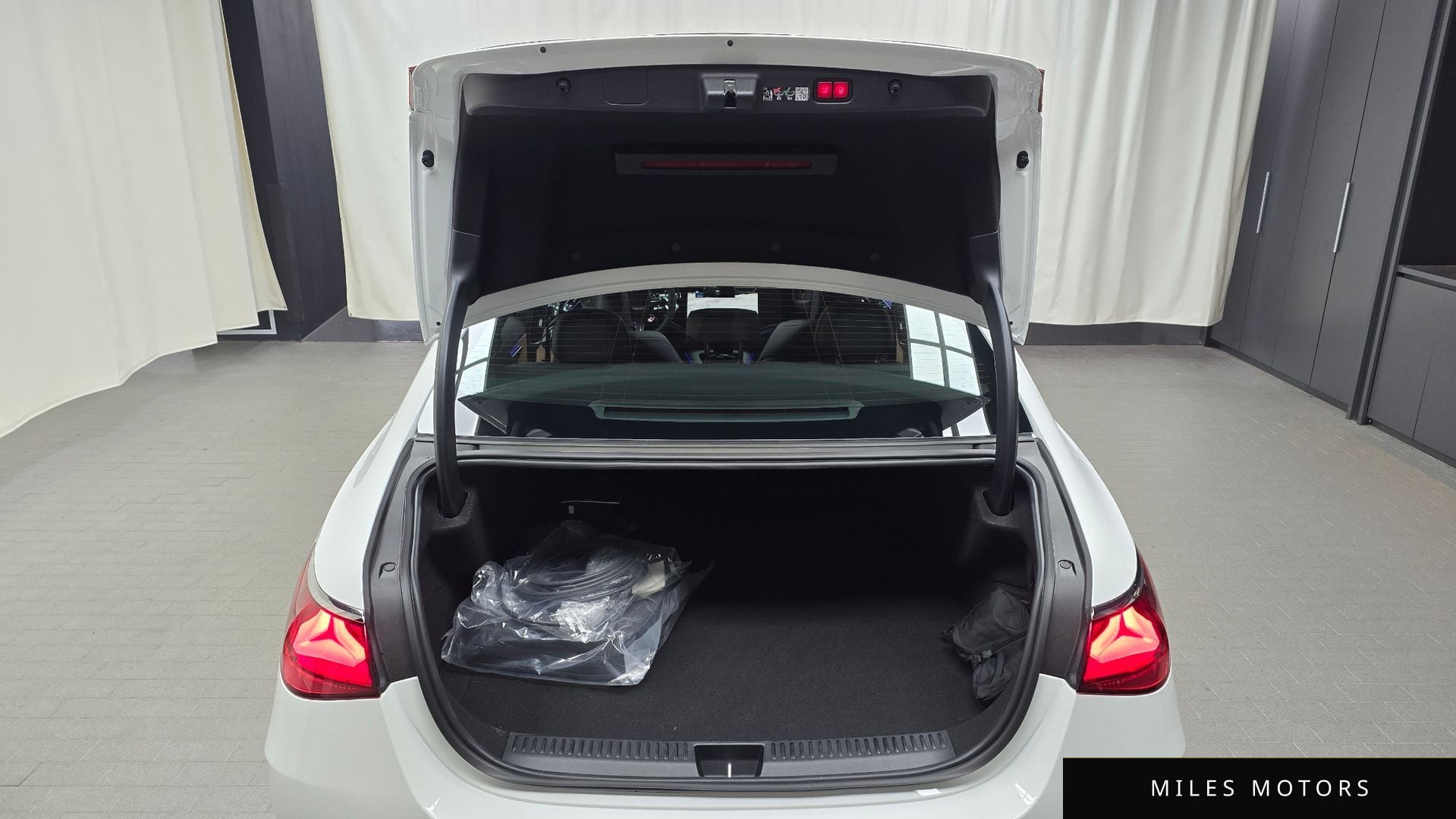 Mercedes-Benz E-Class W214 2026 — миниатюра 20