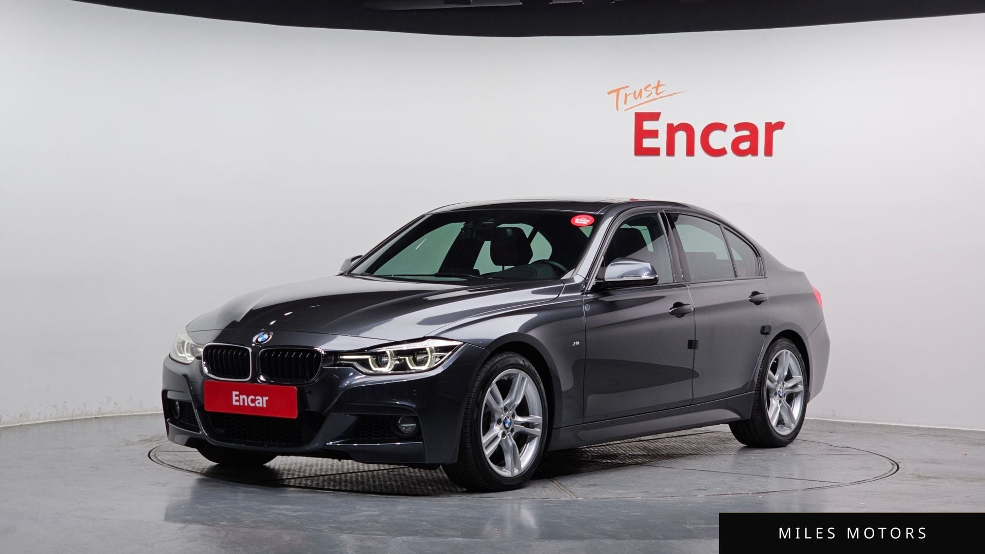 BMW 3 Series (F30) 2017 — фото 1 из 12