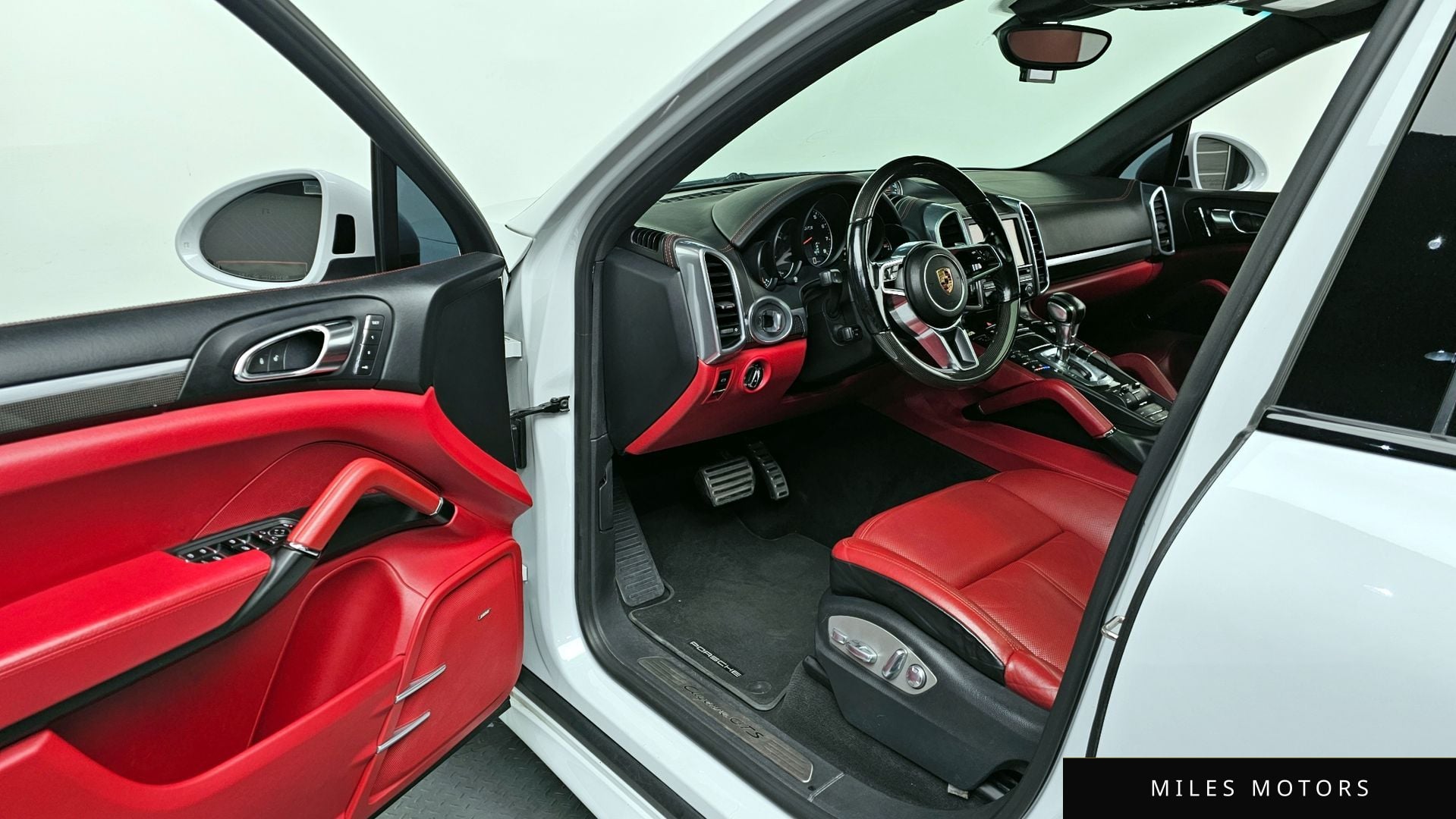 Porsche Cayenne 2016 — миниатюра 10