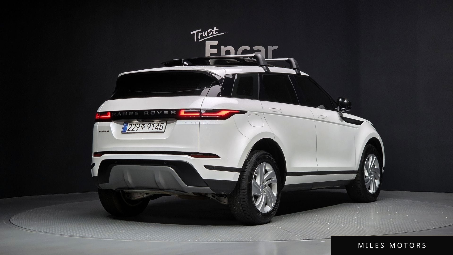 Land Rover Range Rover Evoque 2024 — миниатюра 2
