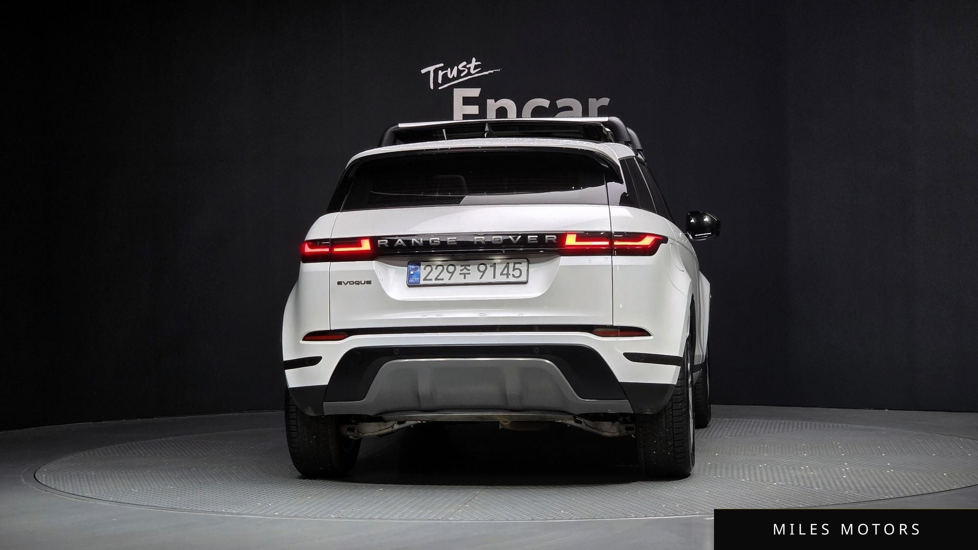 Land Rover Range Rover Evoque 2024 — миниатюра 4