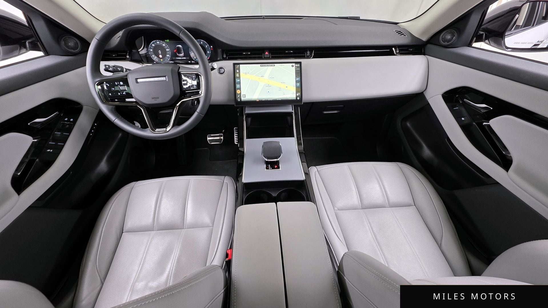 Land Rover Range Rover Evoque 2024 — миниатюра 7