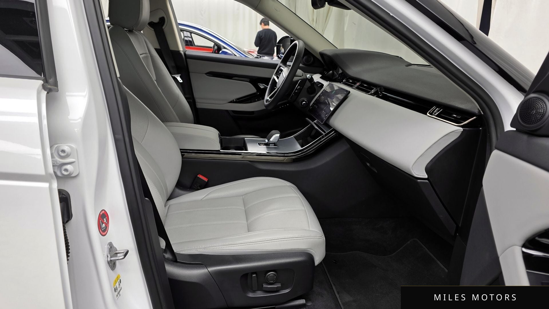 Land Rover Range Rover Evoque 2024 — миниатюра 11