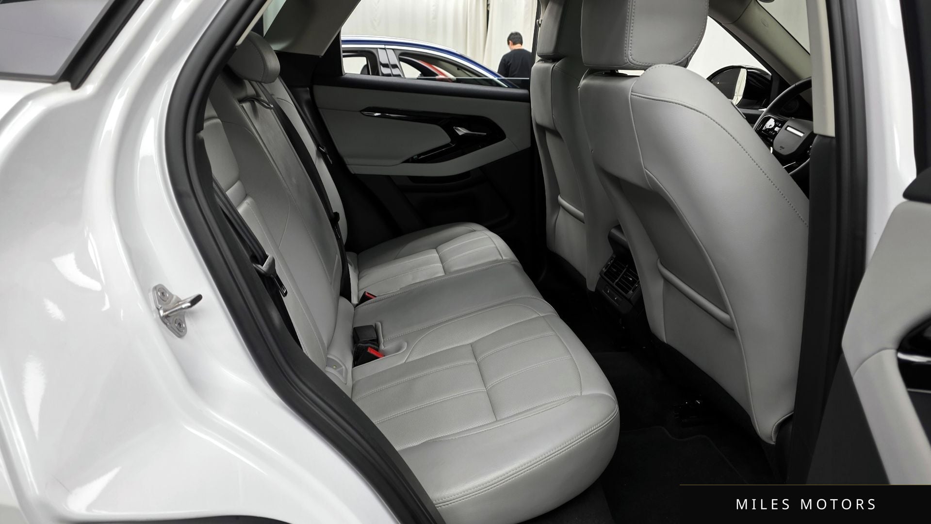 Land Rover Range Rover Evoque 2024 — миниатюра 12