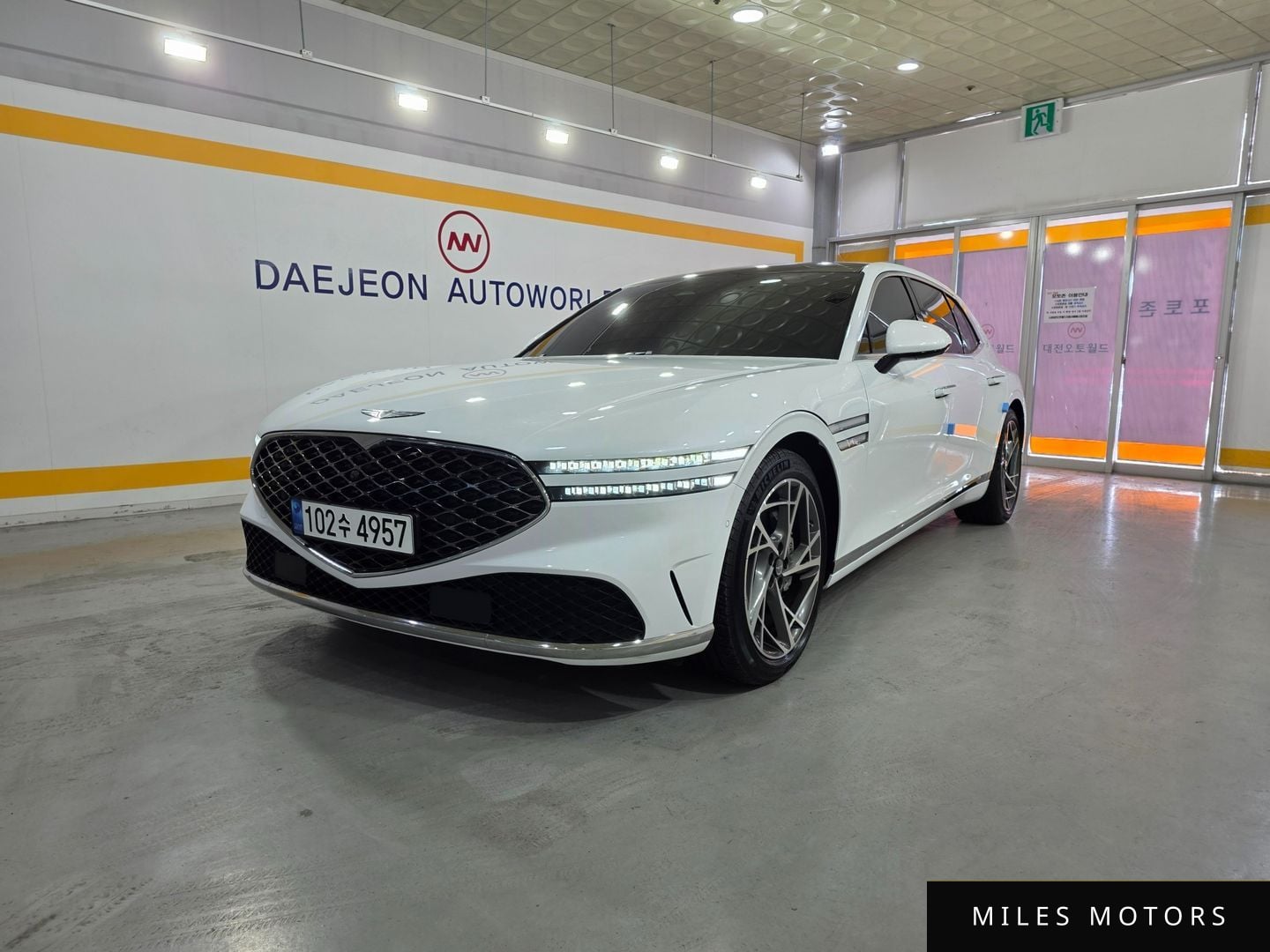 Genesis G90 (RS4) 2023 — фото 1 из 12