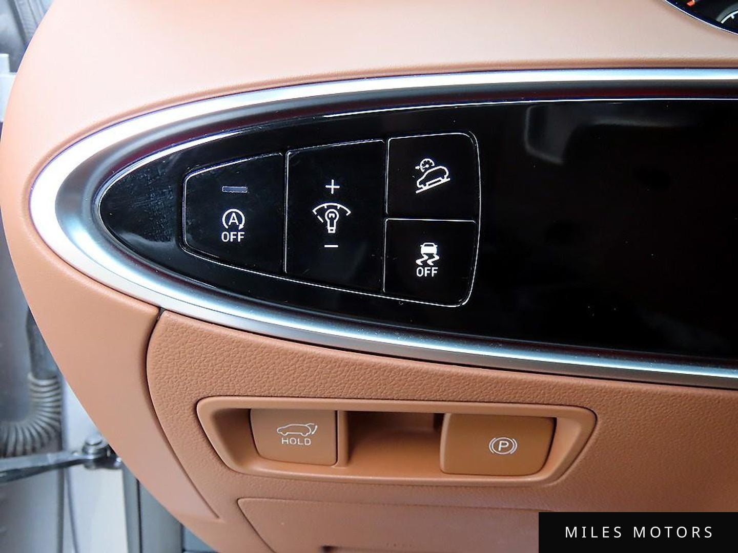 Genesis GV70 2023 — миниатюра 12
