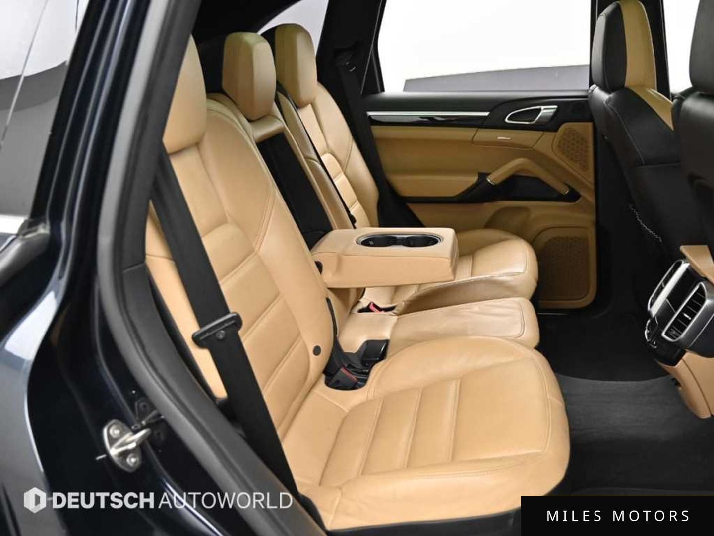 Porsche Cayenne 2015 — миниатюра 12
