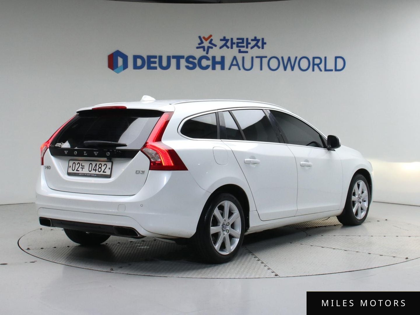 Volvo V60 2016 — миниатюра 3