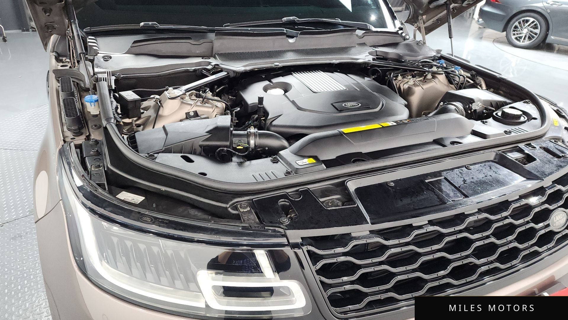 Land Rover Range Rover Sport 2018 — миниатюра 6