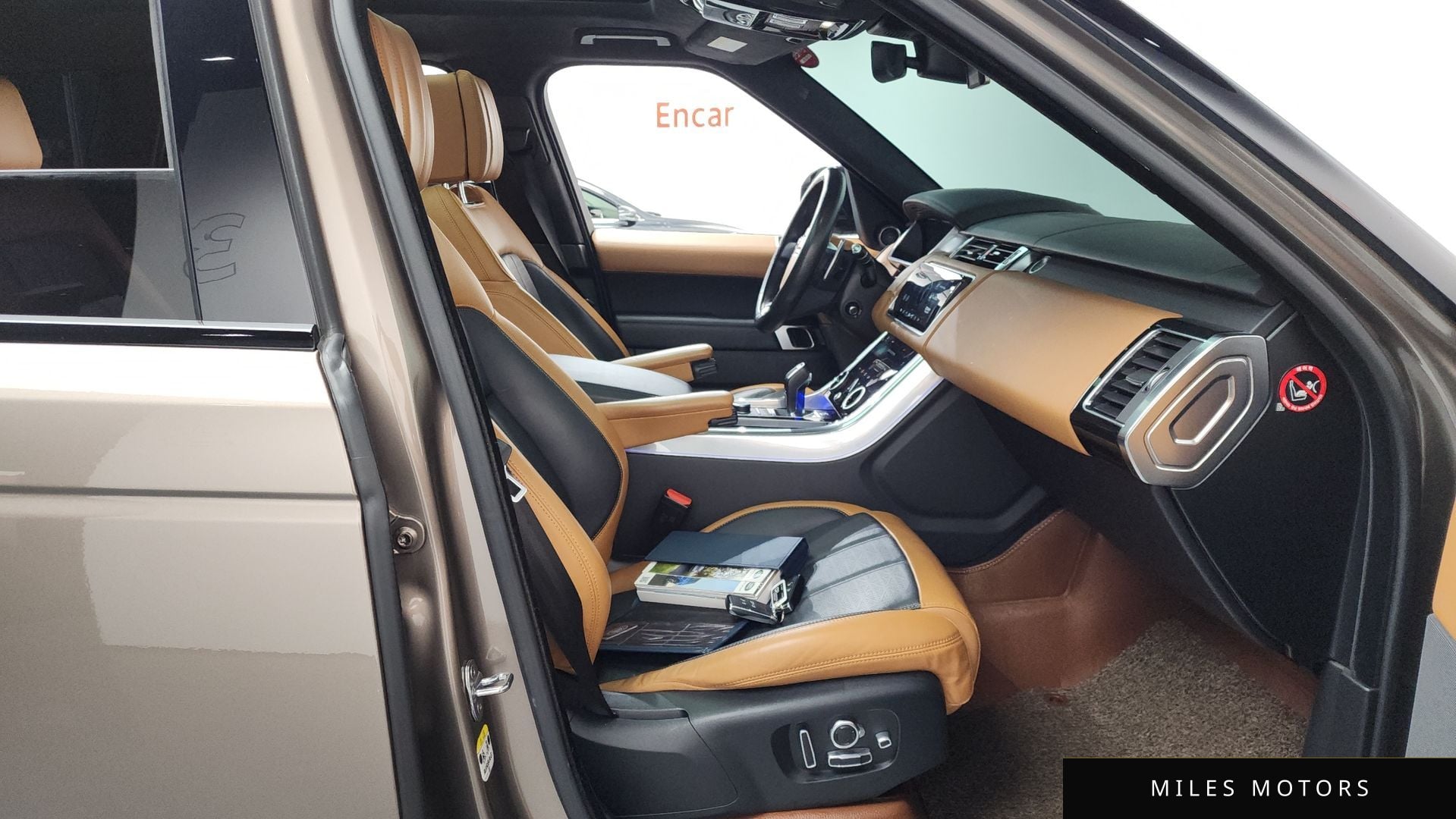 Land Rover Range Rover Sport 2018 — миниатюра 11