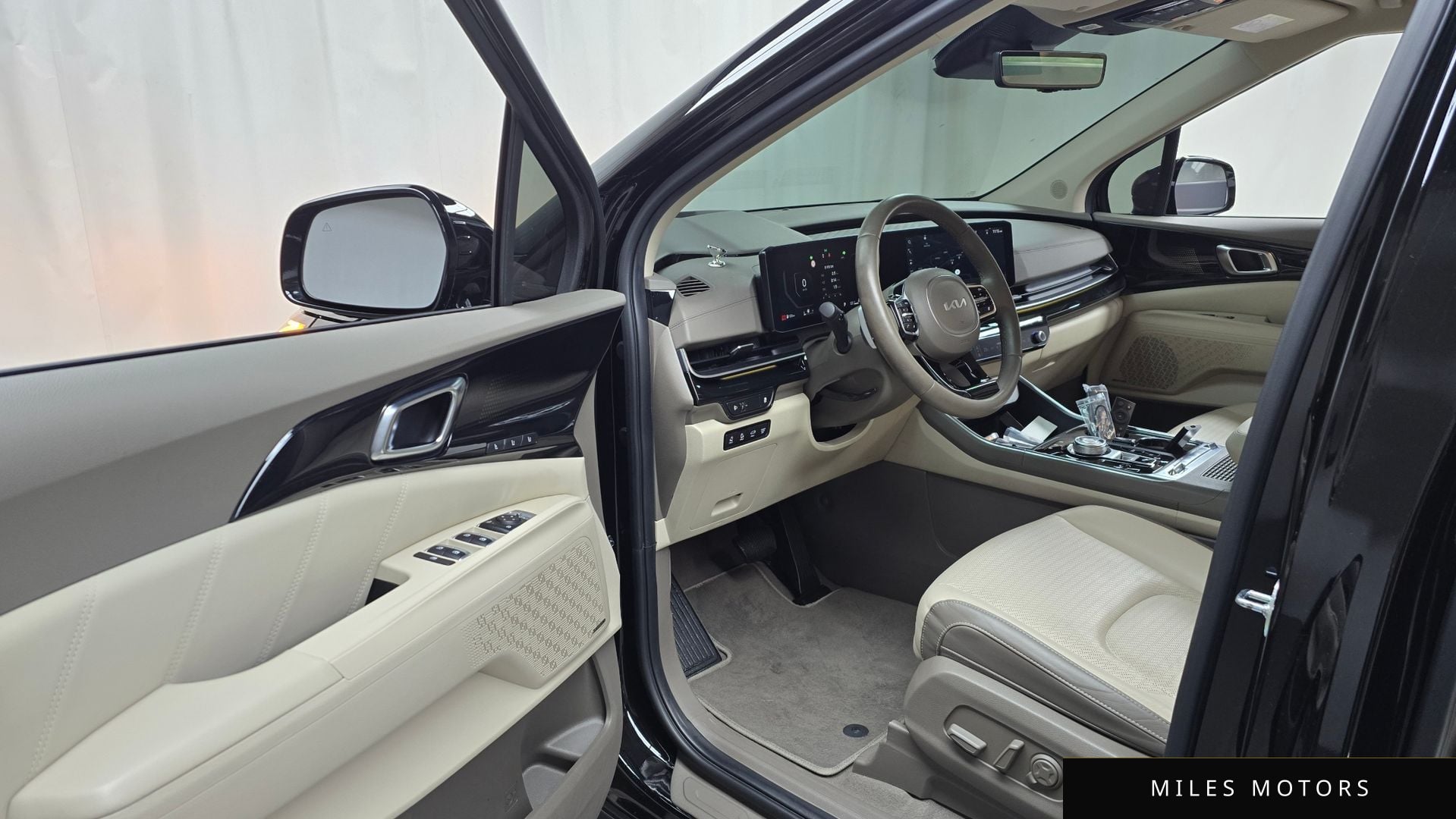 Kia Canival 2024 — миниатюра 10