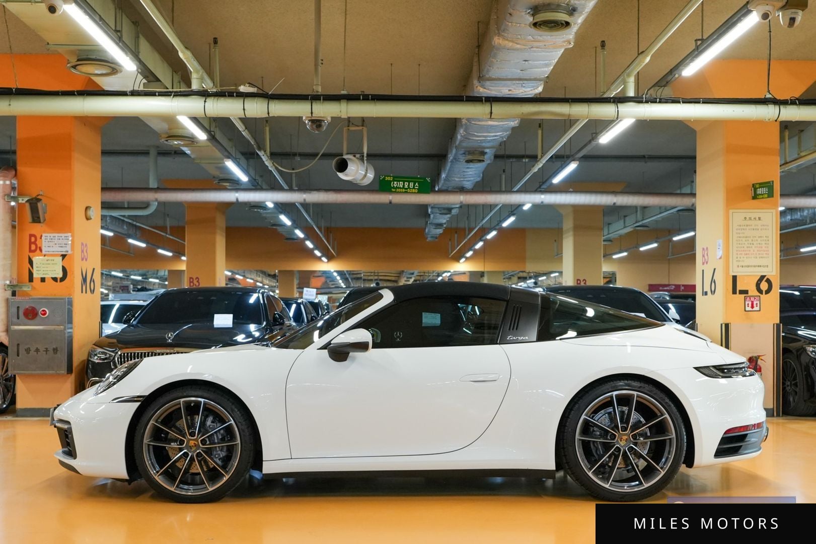 Porsche 911 (992) 2021 — миниатюра 4