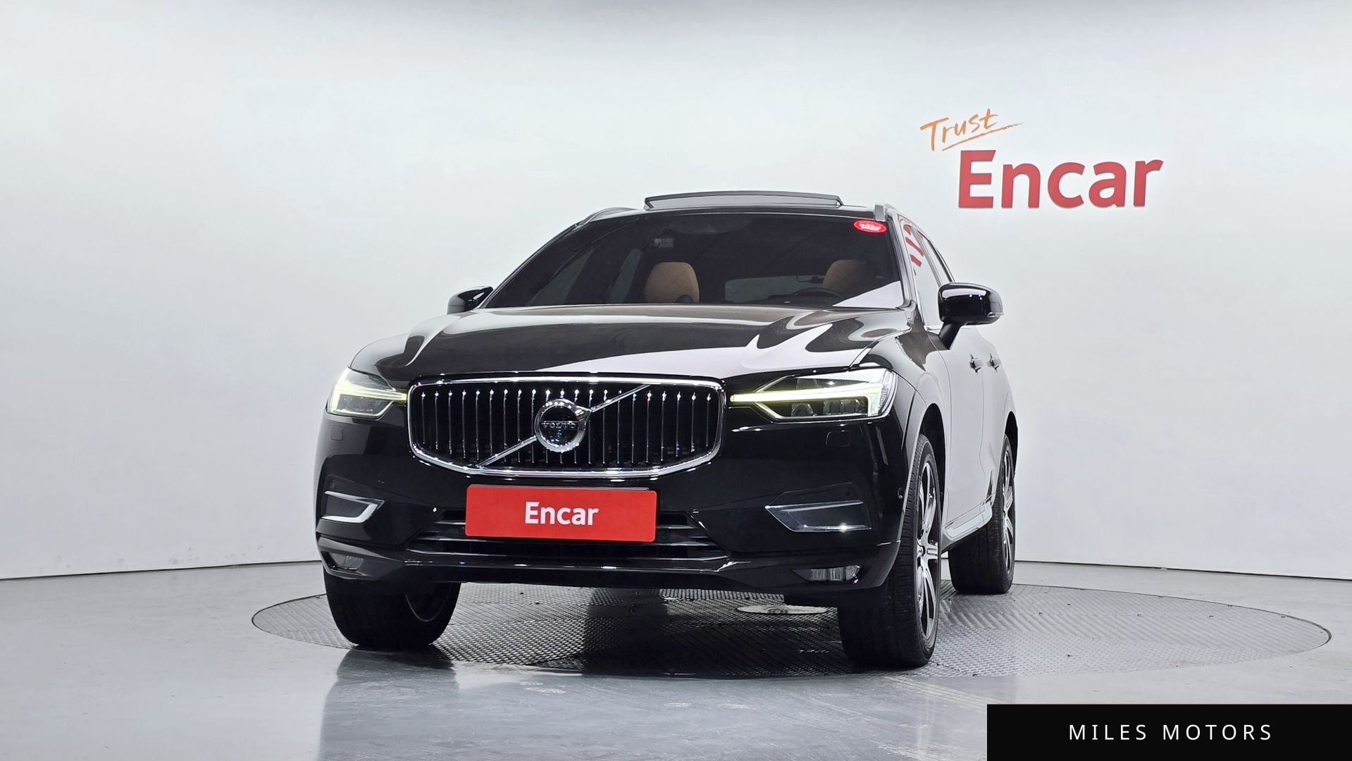 Volvo XC60 2019 — миниатюра 3