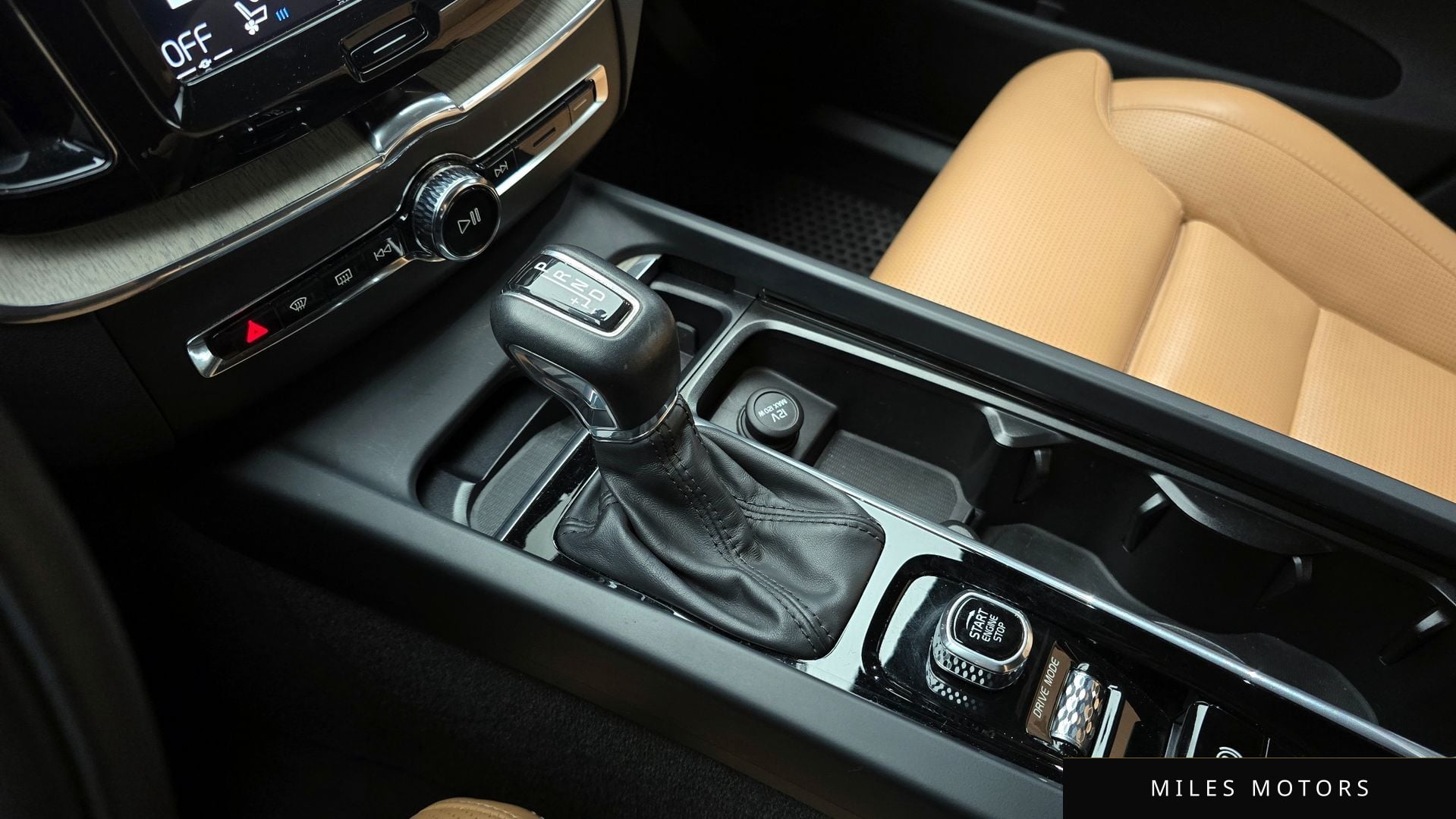 Volvo XC60 2019 — миниатюра 9