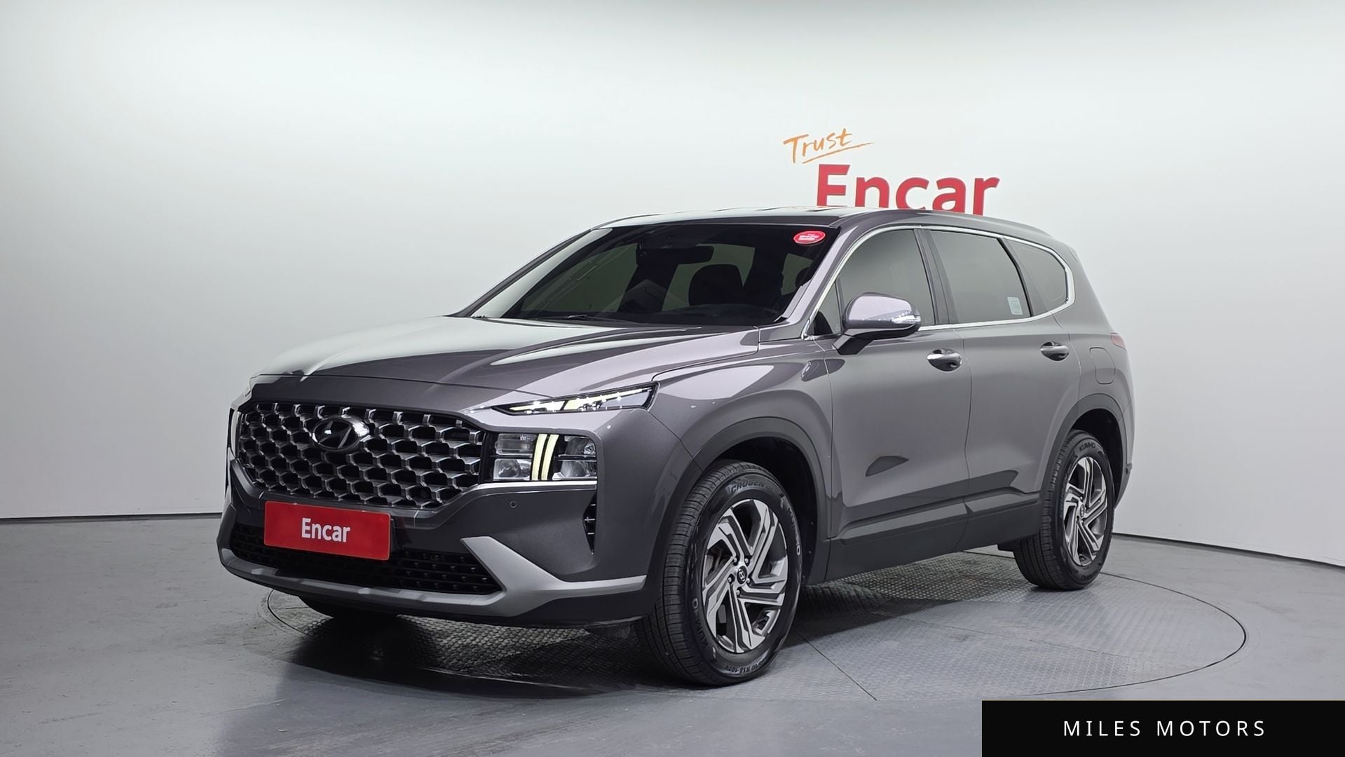 Hyundai Santafe 2022 — фото 1 из 12