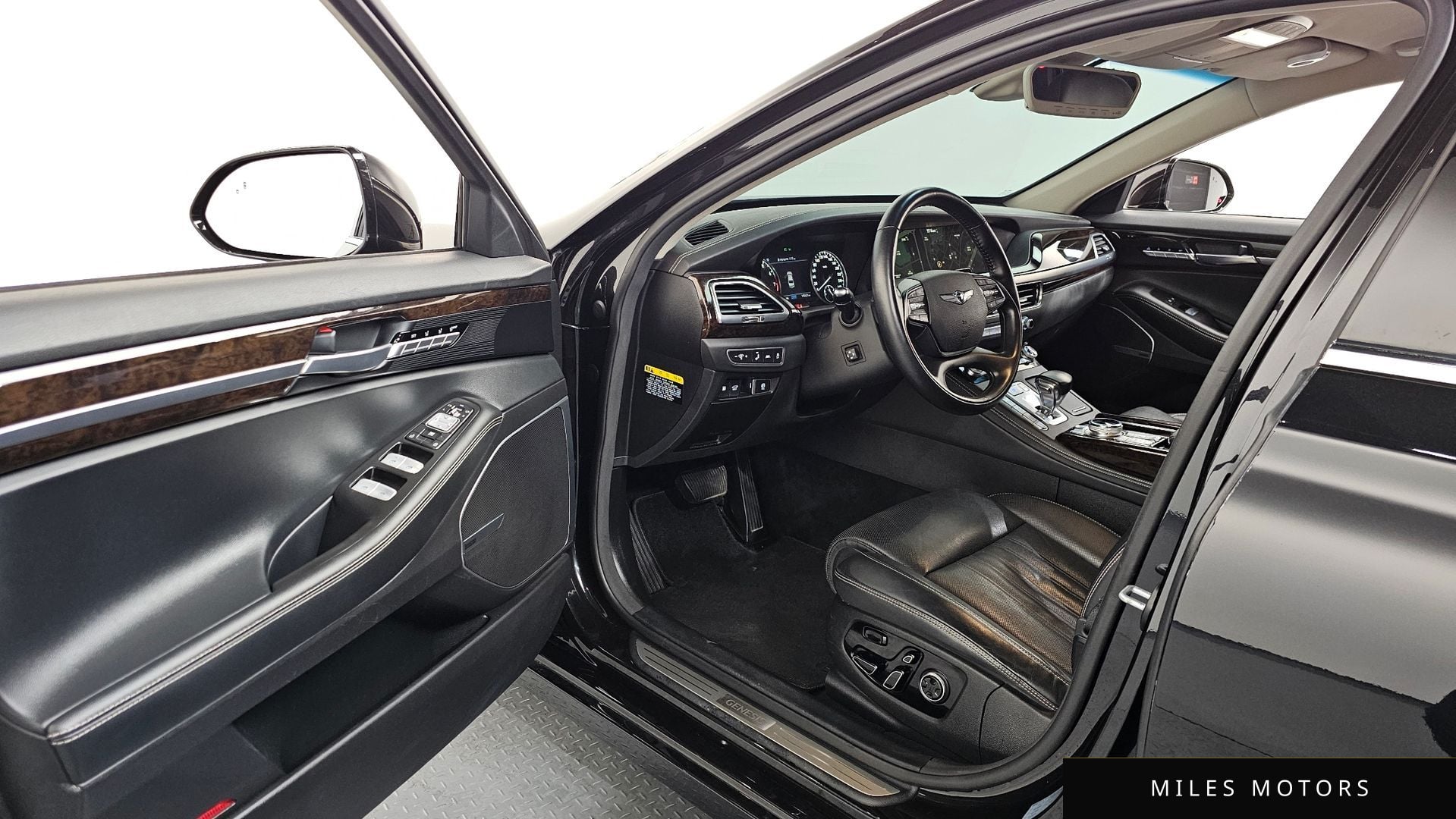 Genesis G90 2019 — миниатюра 10