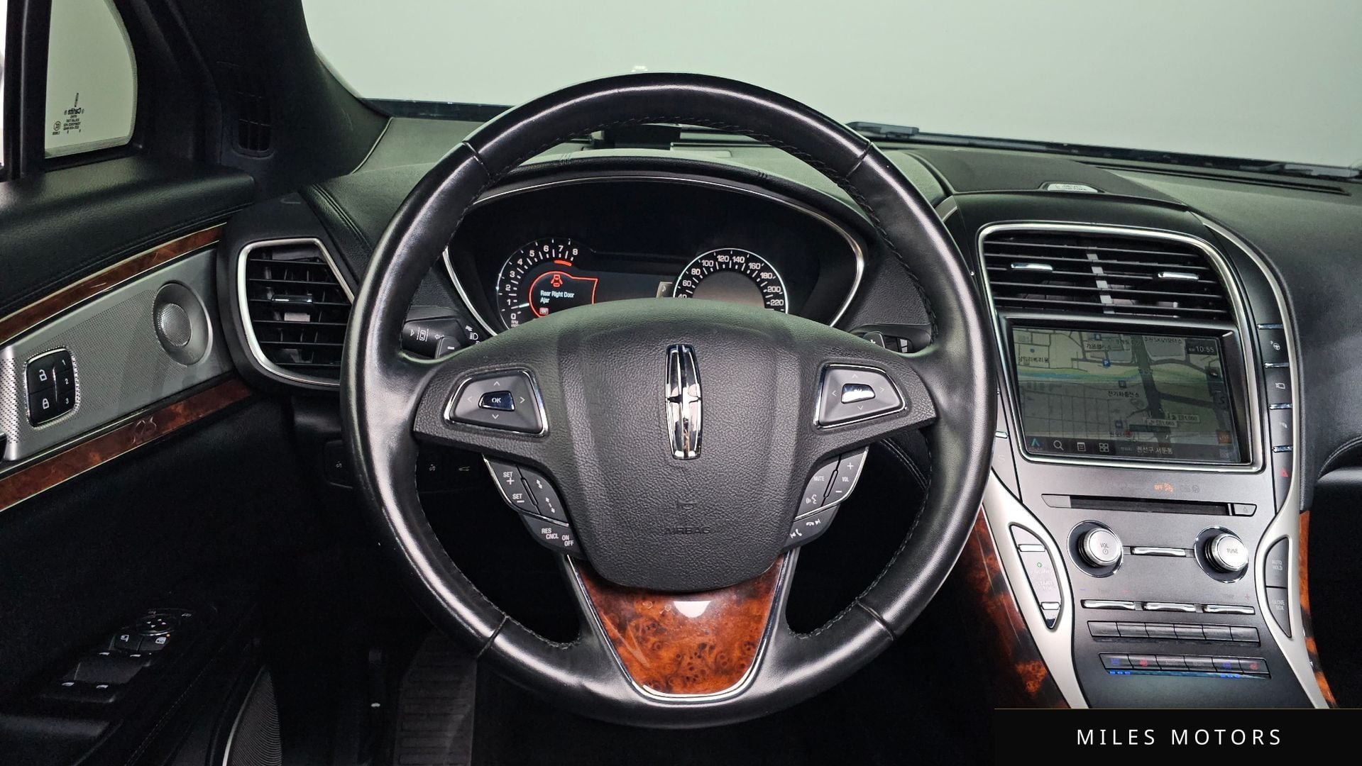 Lincoln MKX 2018 — миниатюра 13
