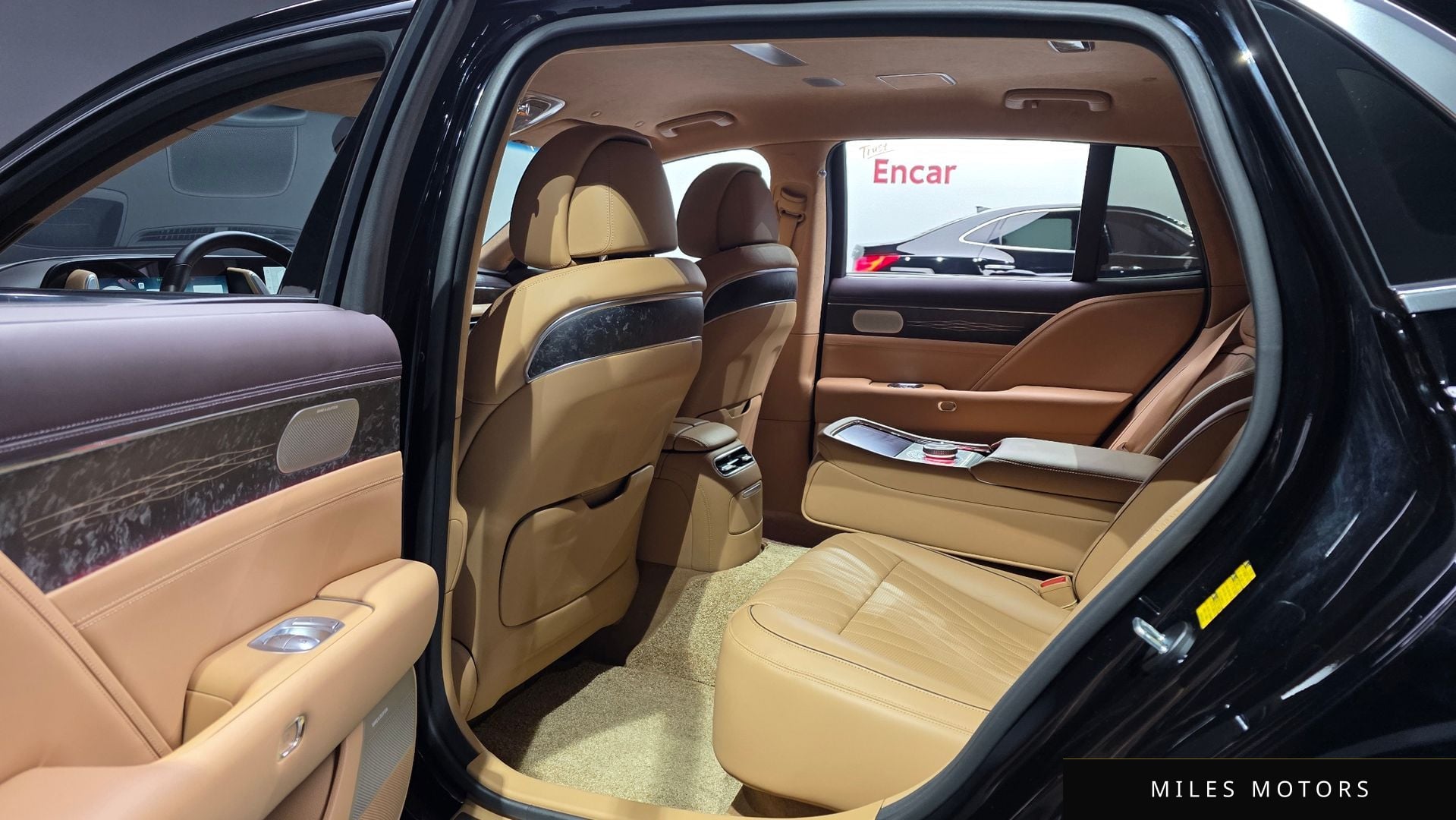 Genesis G90 (RS4) 2023 — миниатюра 12