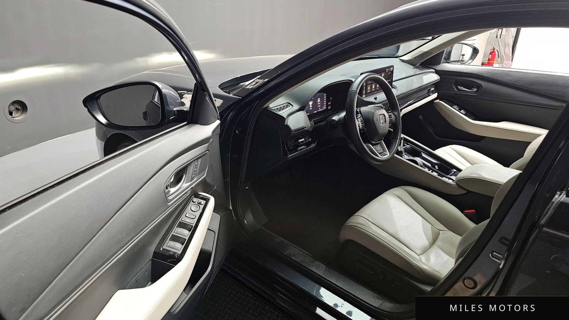 Honda Accord 2023 — миниатюра 10