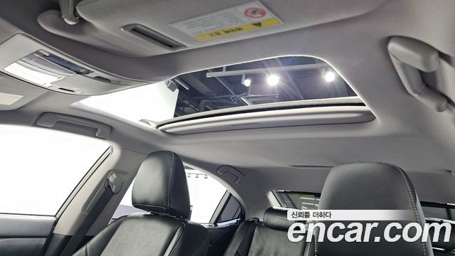 Лексус ES300h 2016 — миниатюра 18