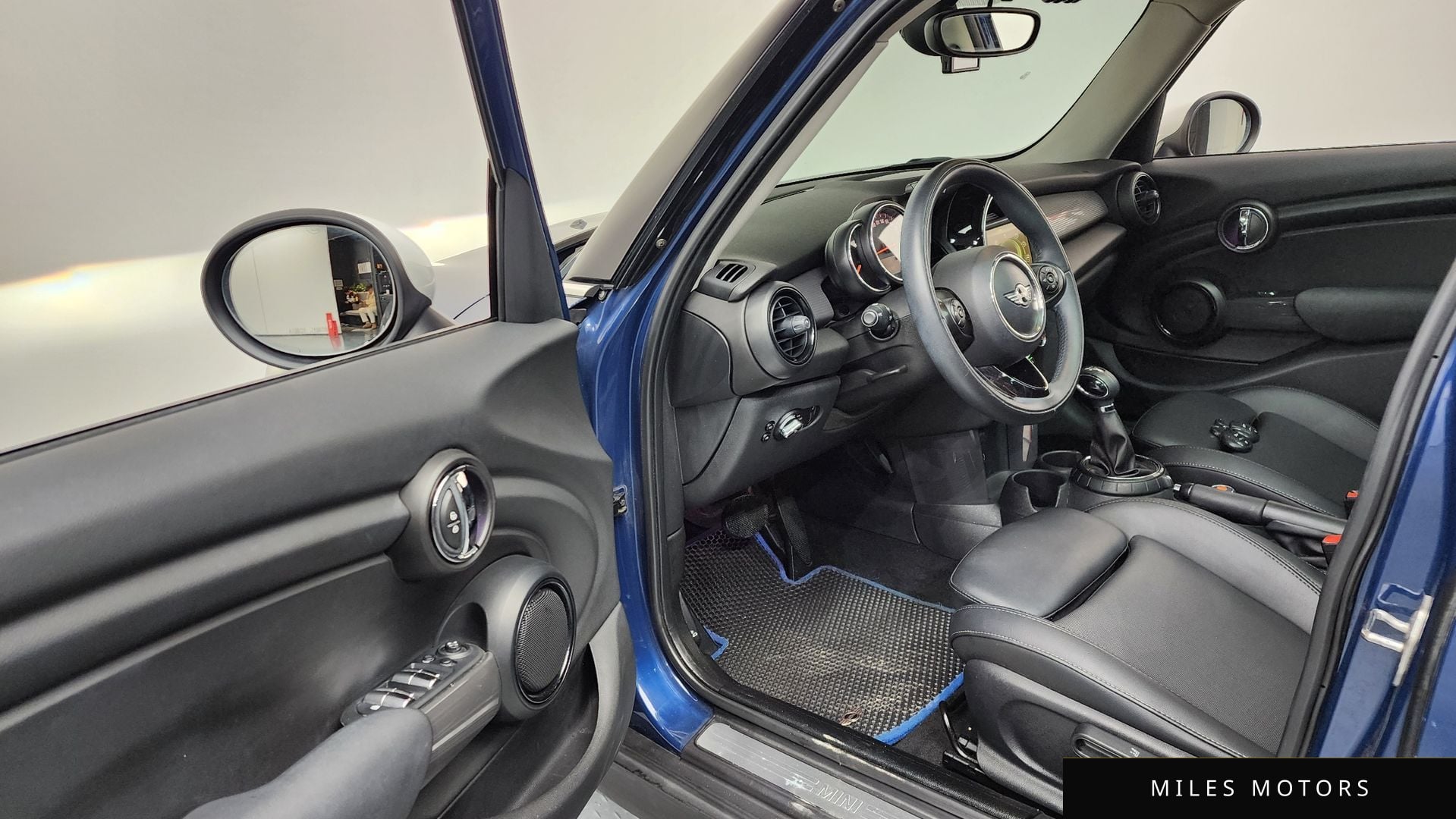 MINI Cooper D 2015 — миниатюра 10