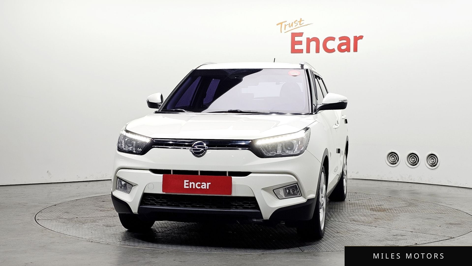 KG Mobility Tivoli 2016 — миниатюра 3