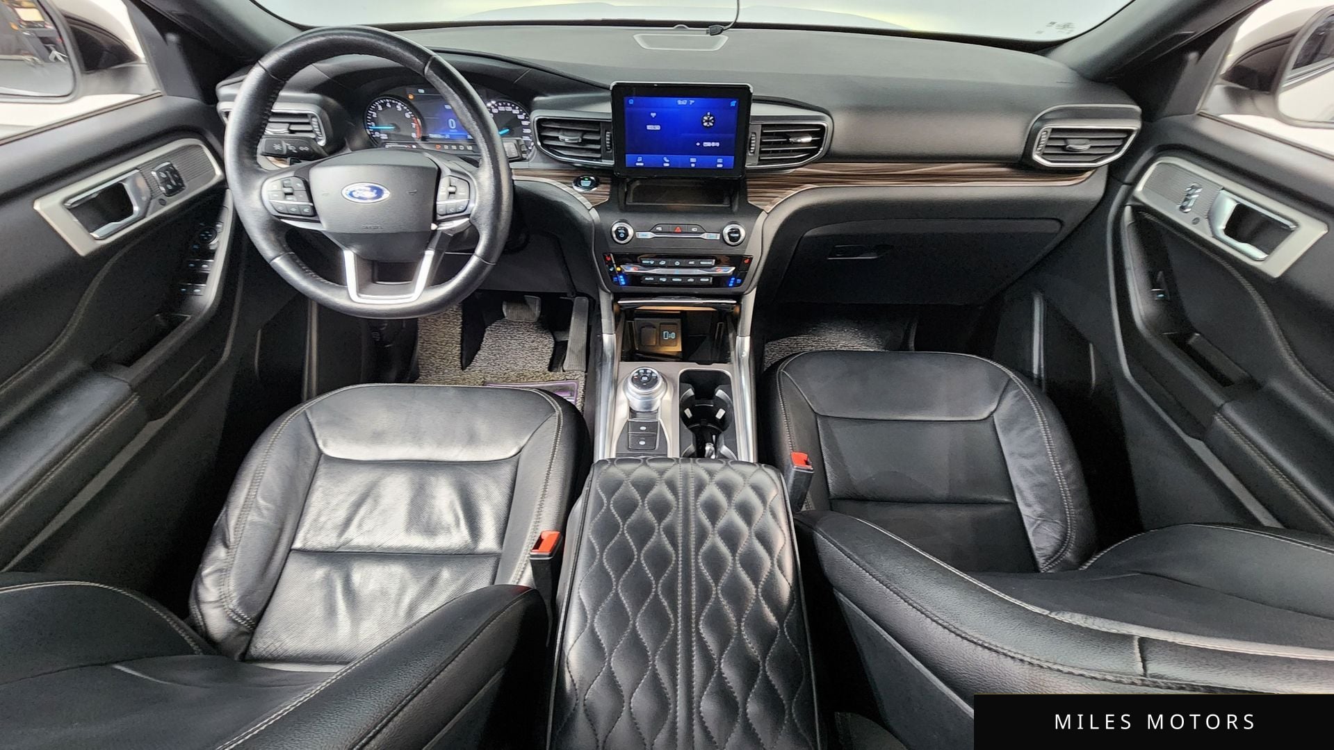 Ford Explorer 2020 — миниатюра 7