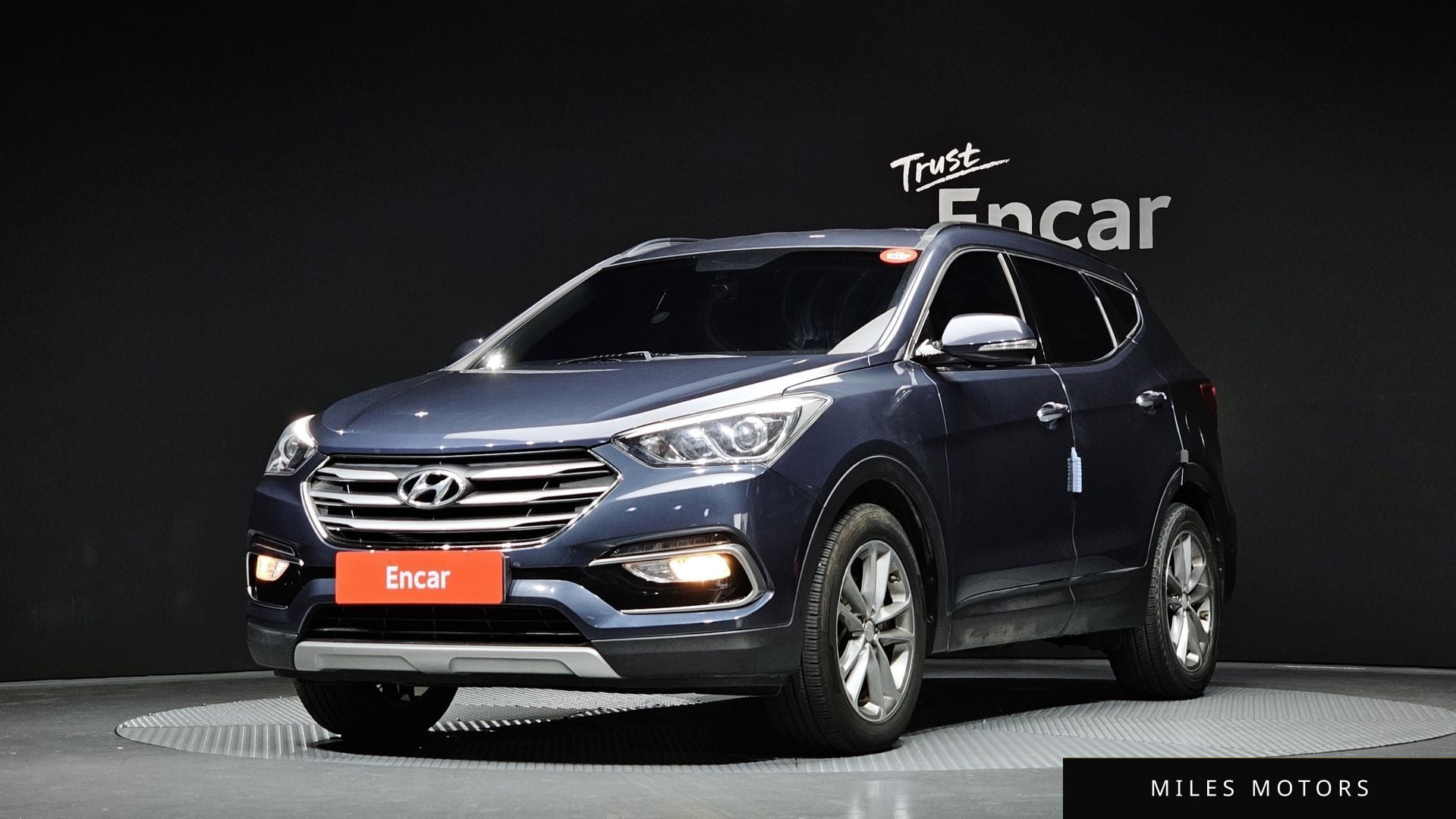 Hyundai Santafe 2017 — фото 1 из 12