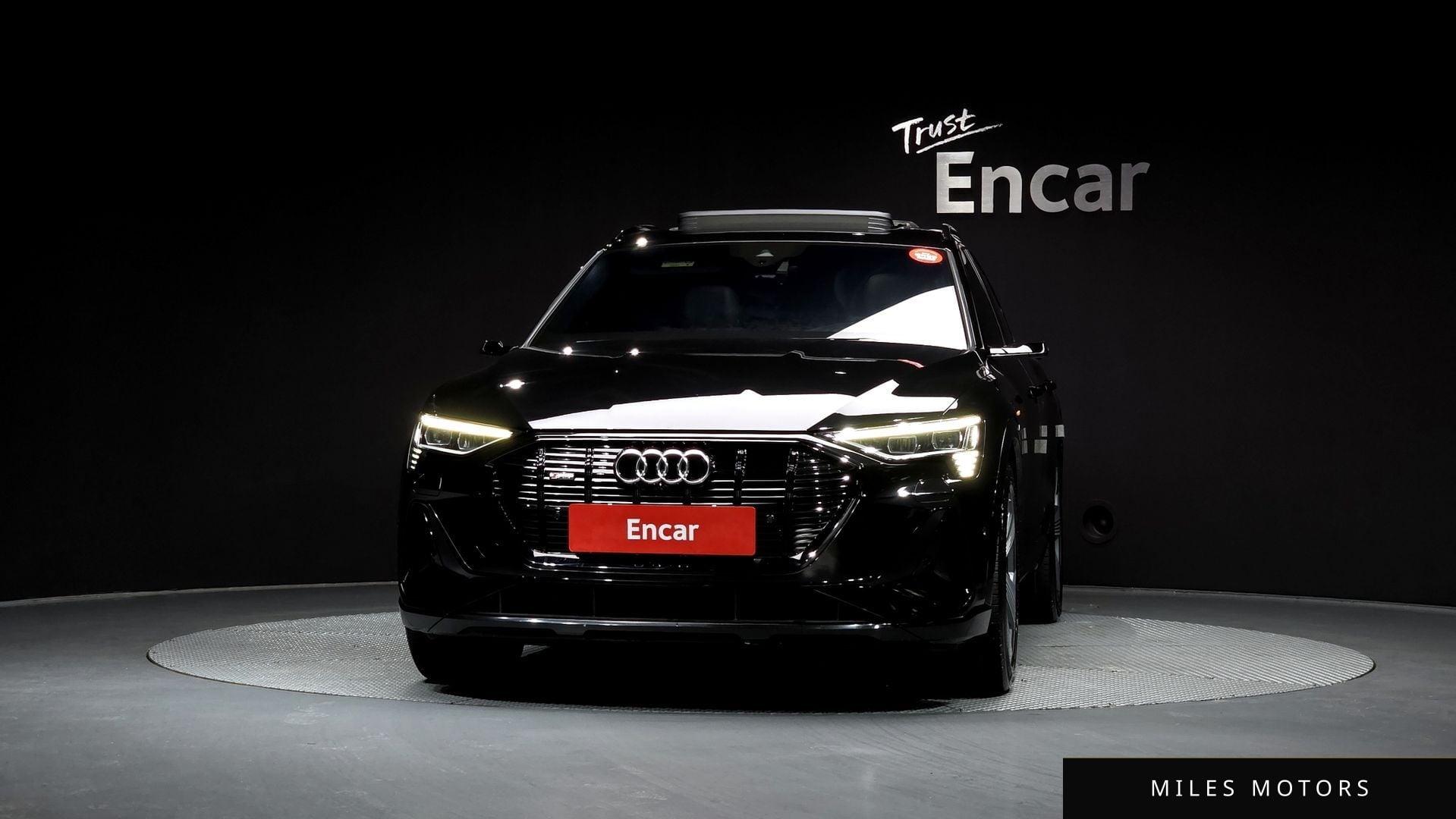 Audi e-tron 2022 — миниатюра 3