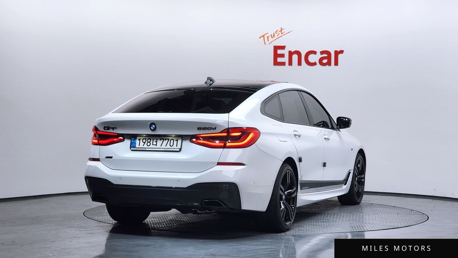 BMW 6 Series GT (G32) 2021 — миниатюра 2