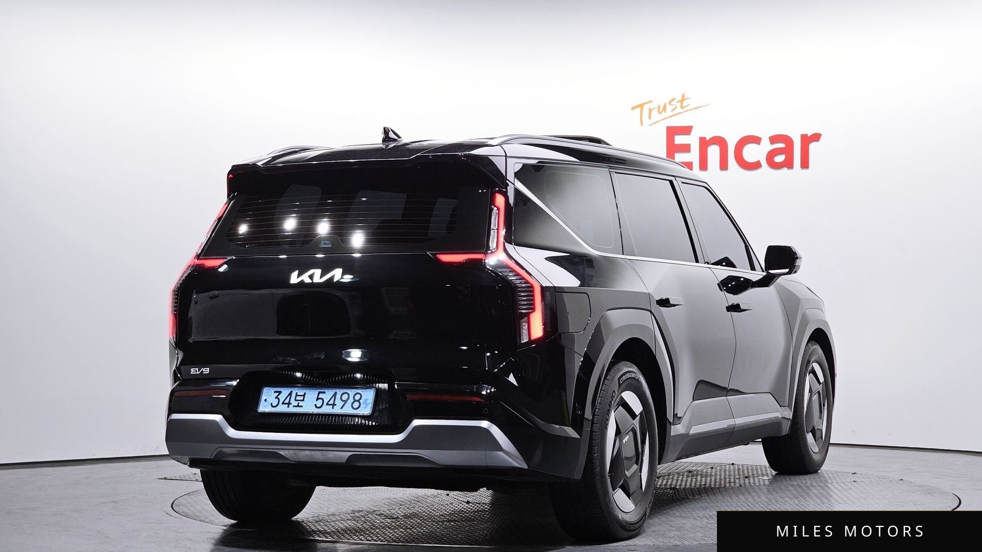 Kia EV9 2024 — миниатюра 2