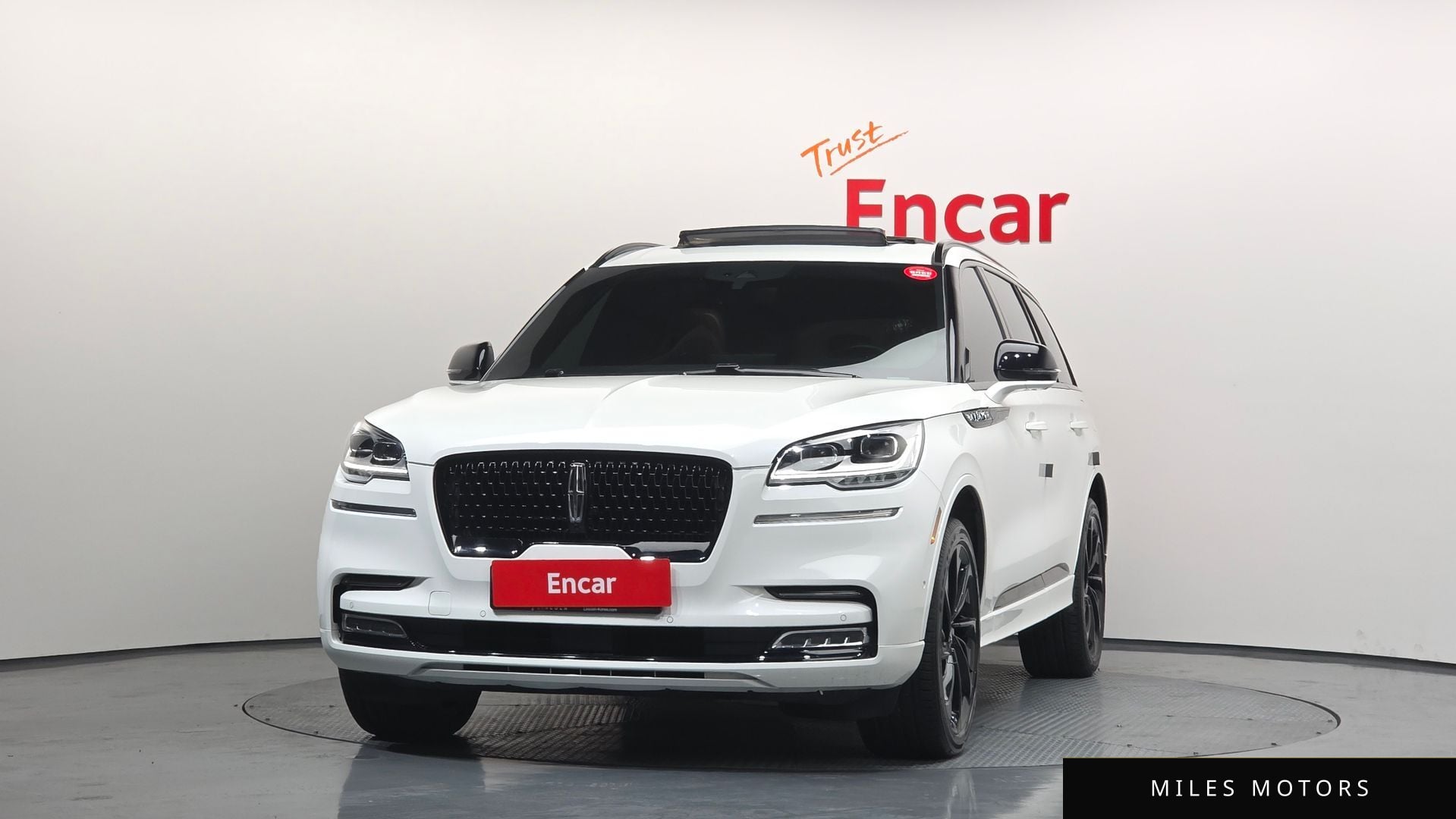 Lincoln Aviator 2023 — миниатюра 3