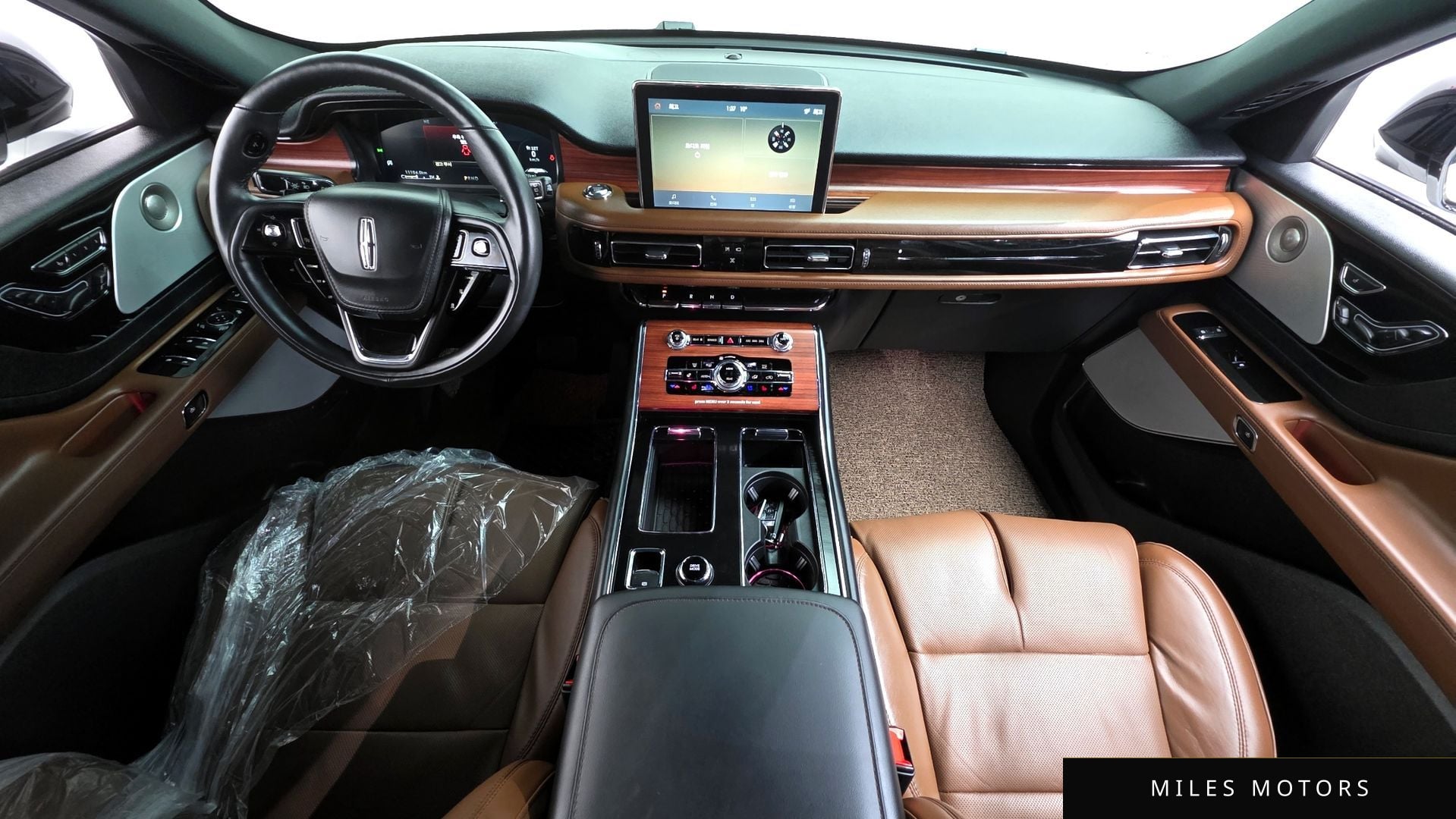 Lincoln Aviator 2023 — миниатюра 7