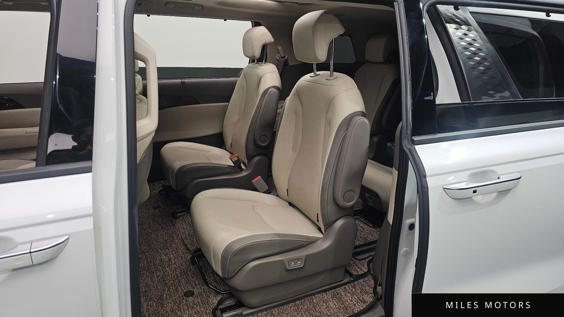 Kia Canival 2024 — миниатюра 12
