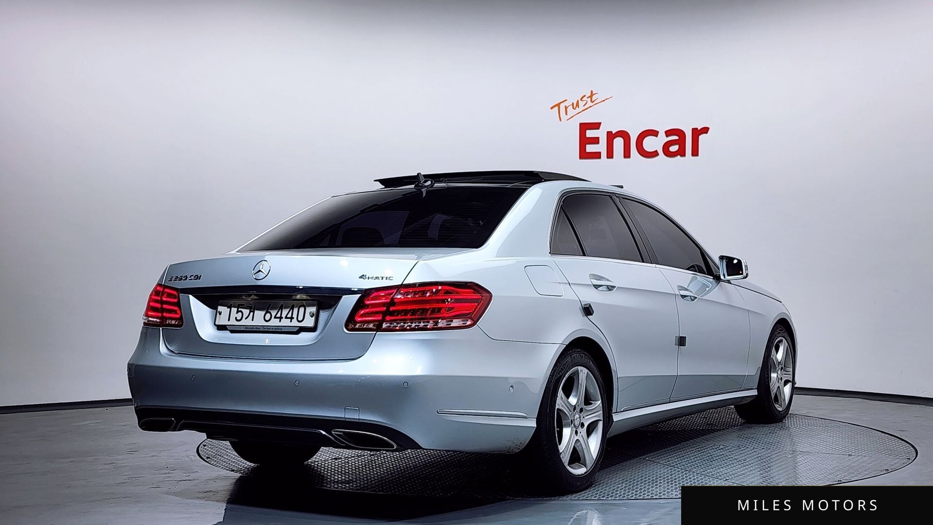 Mercedes-Benz E-Class W212 2014 — миниатюра 2