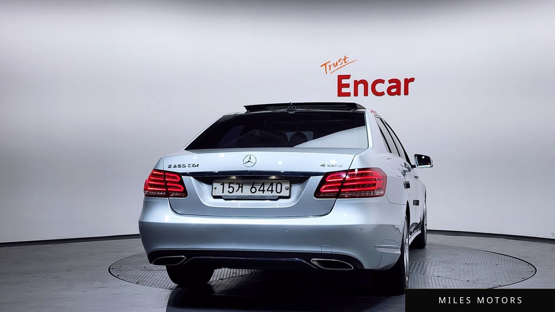 Mercedes-Benz E-Class W212 2014 — миниатюра 4