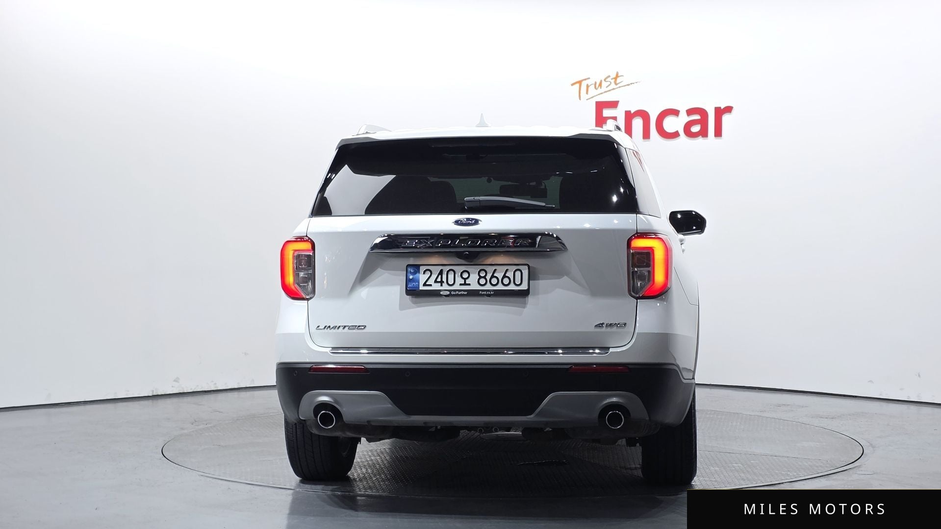 Ford Explorer 2022 — миниатюра 4