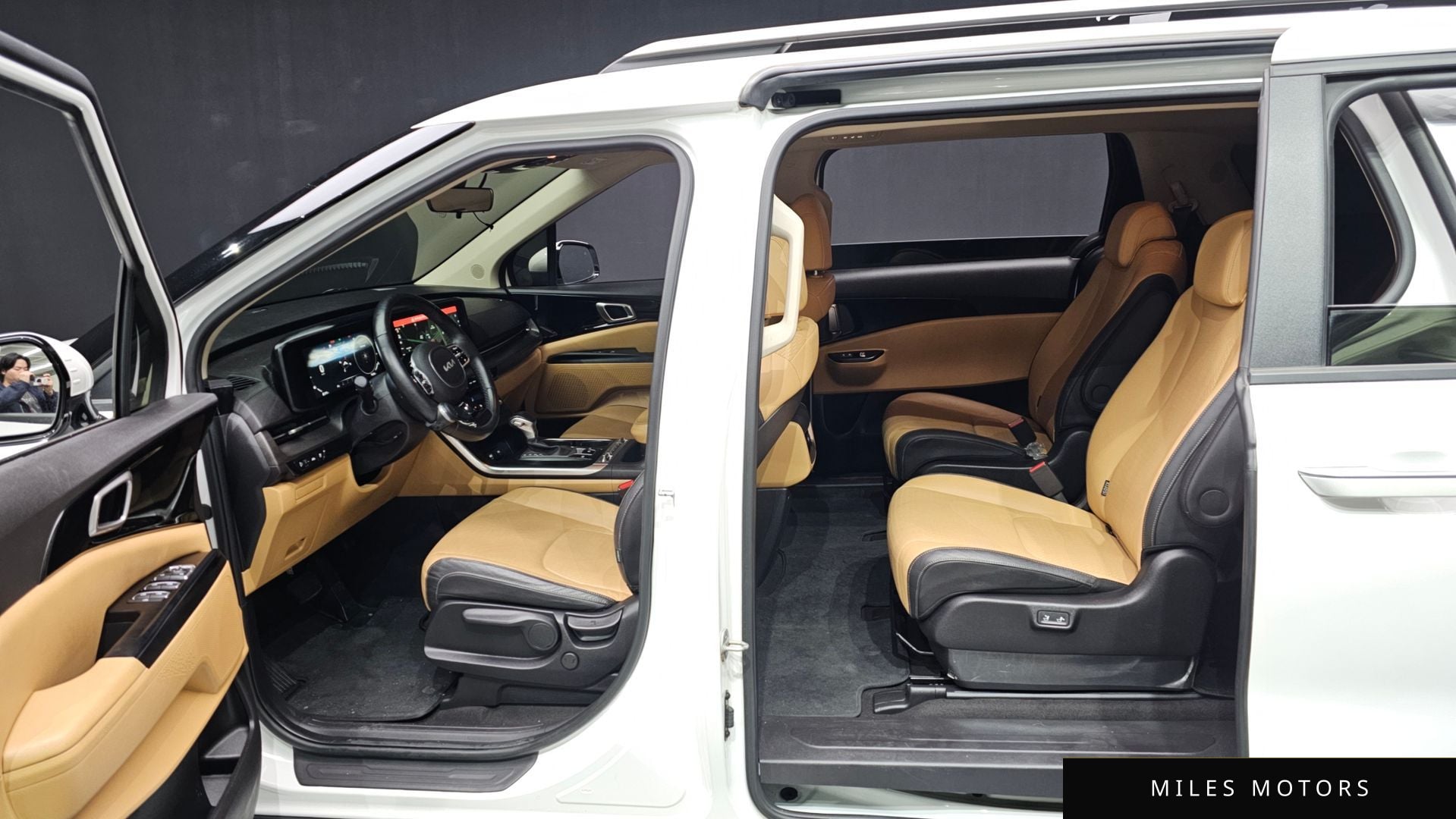 Kia Carnival 2022 — миниатюра 10