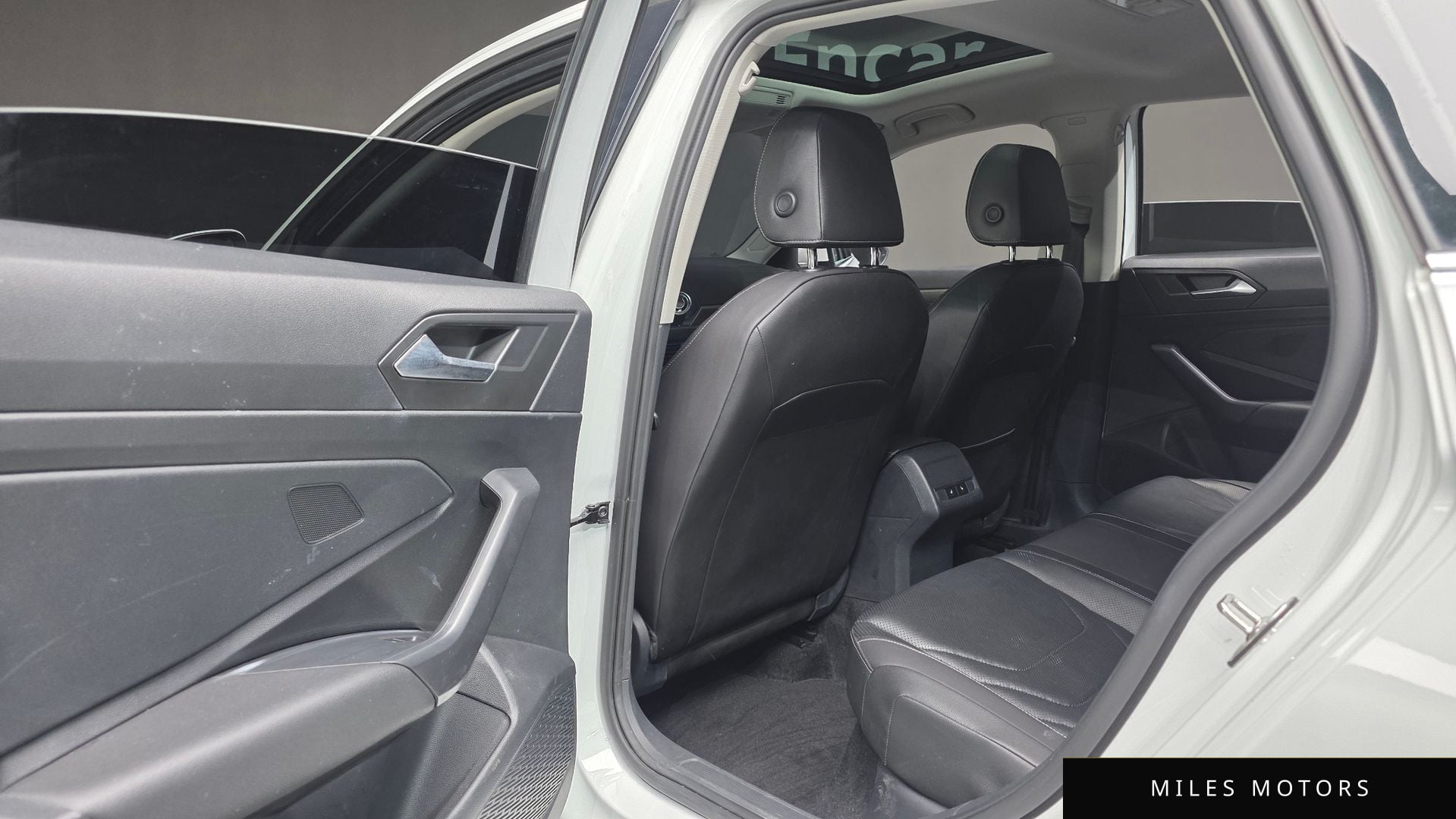 Volkswagen 제타 2021 — миниатюра 18
